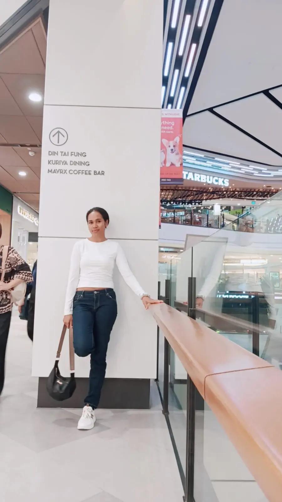 @Eleonora 🇮🇩