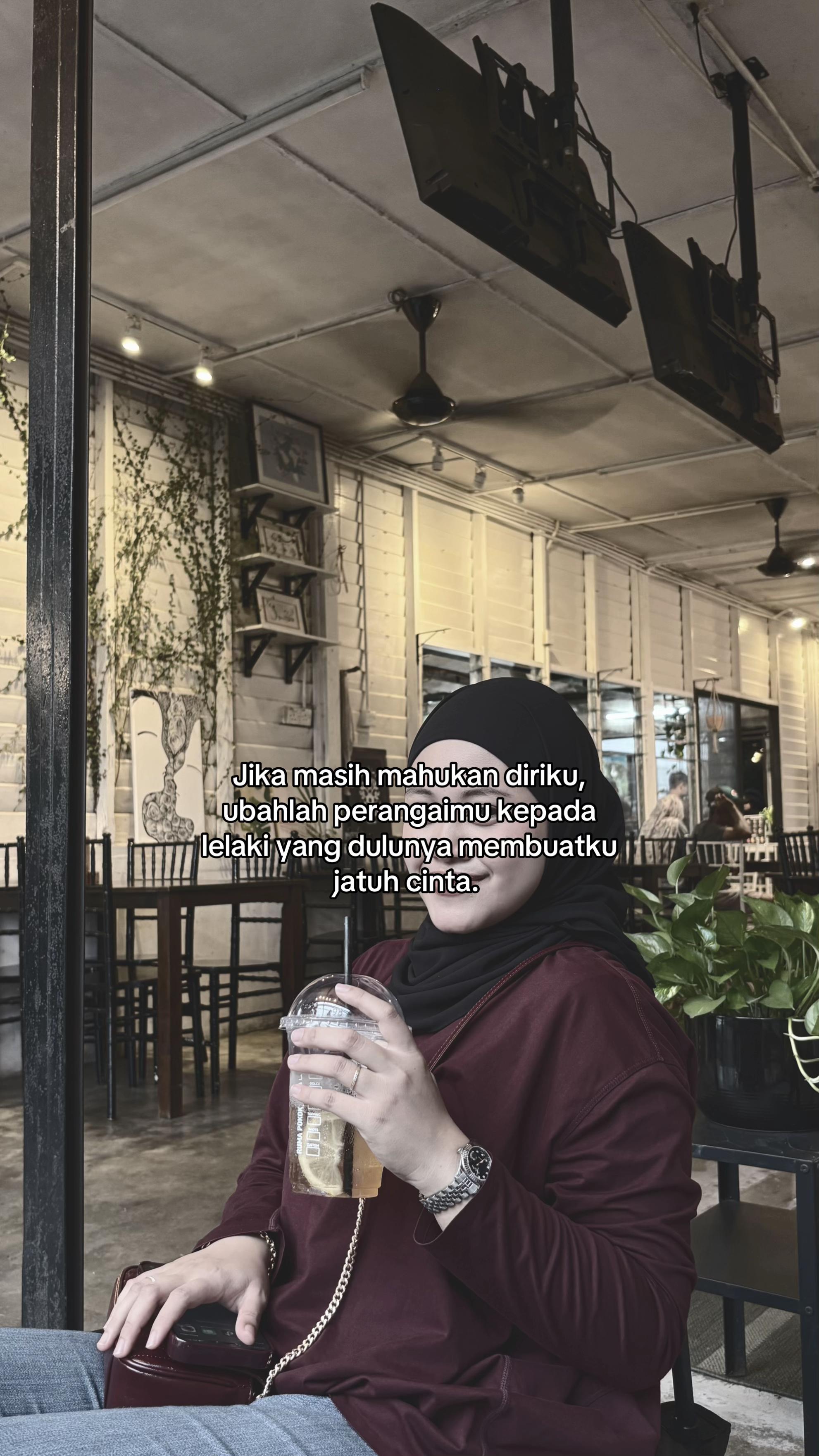 @𝑨.
