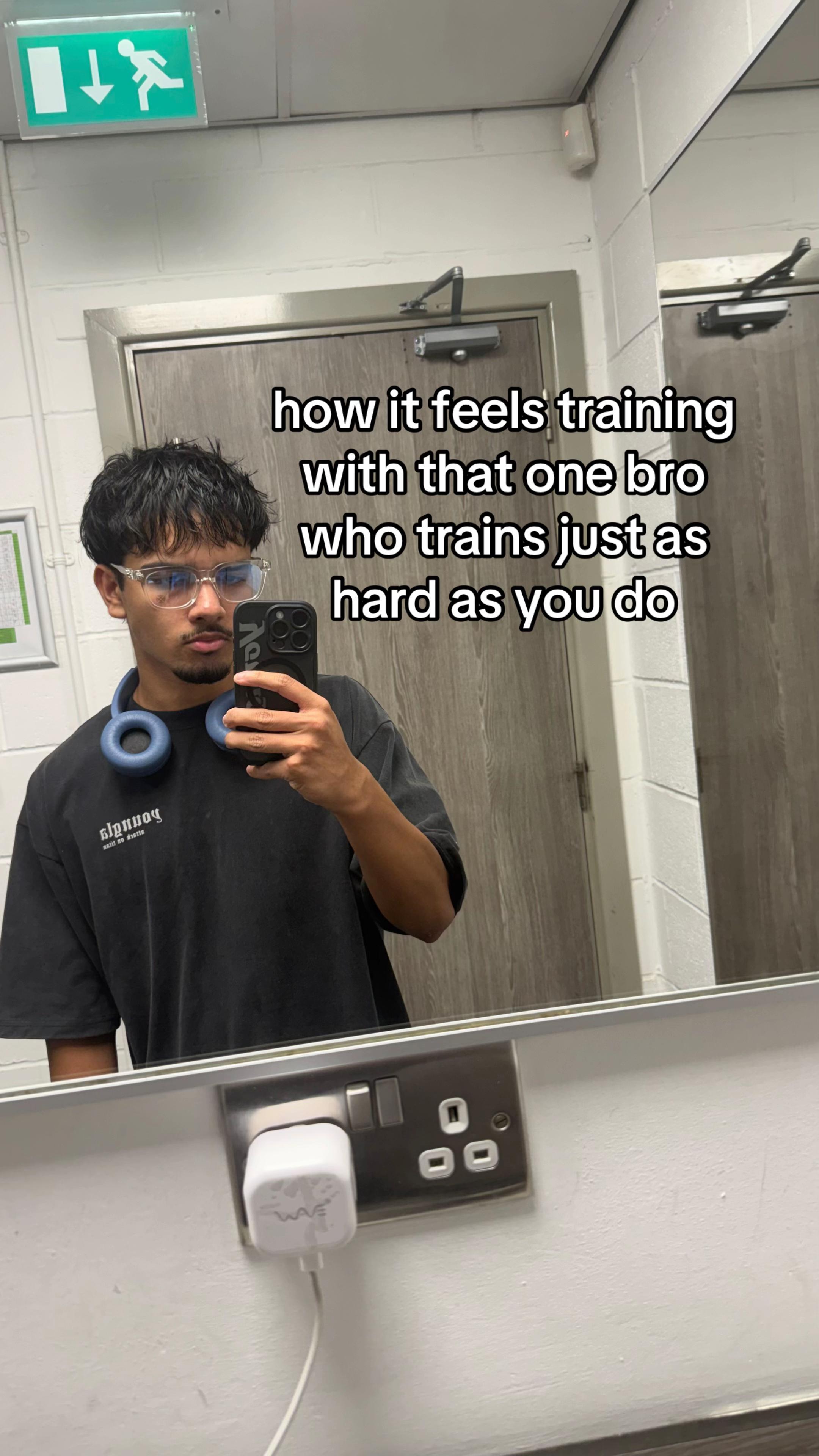 @adih