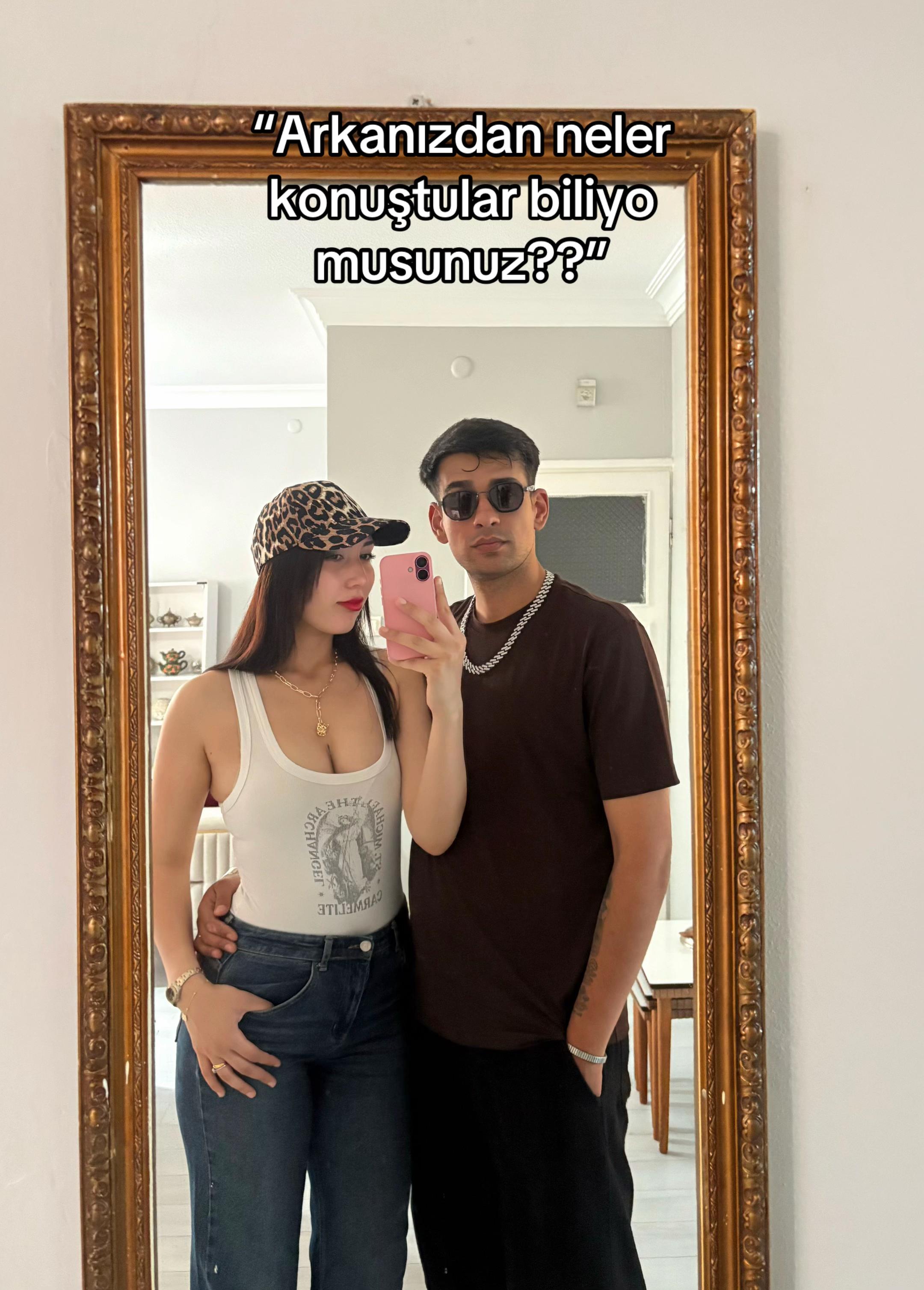 @mellytalee