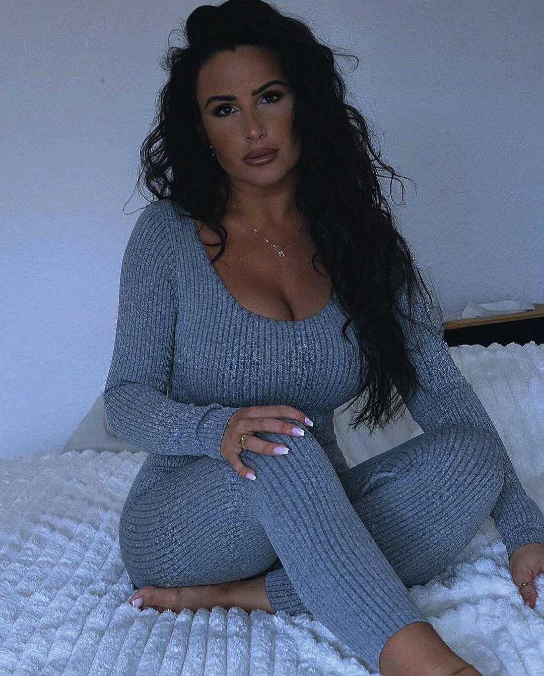 @_Laurastella__