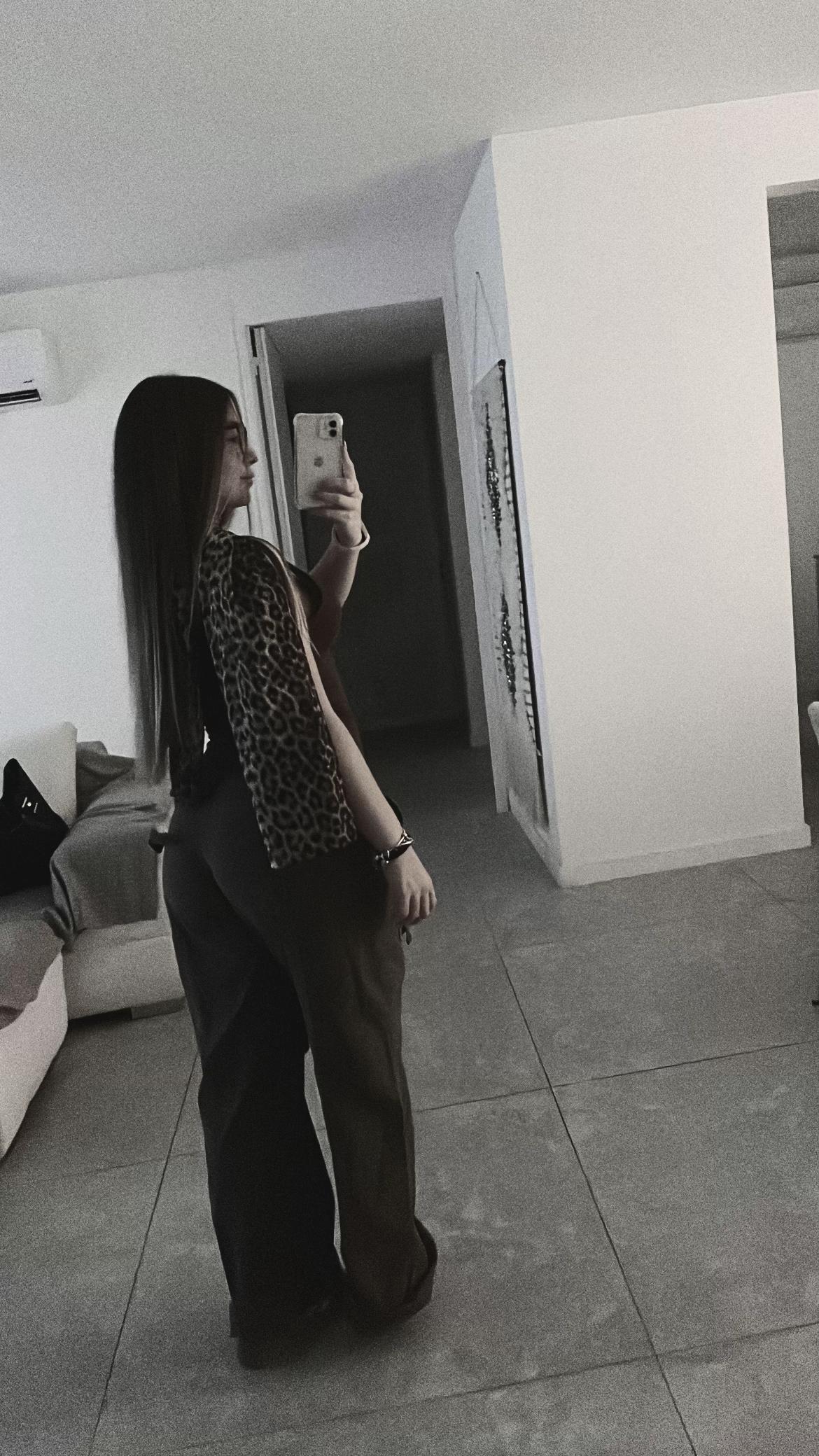 @vv__12