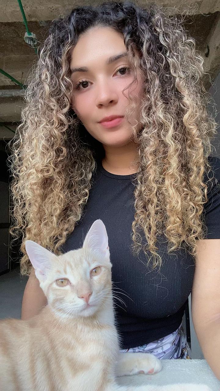 @𝒴𝓊𝒿𝑒