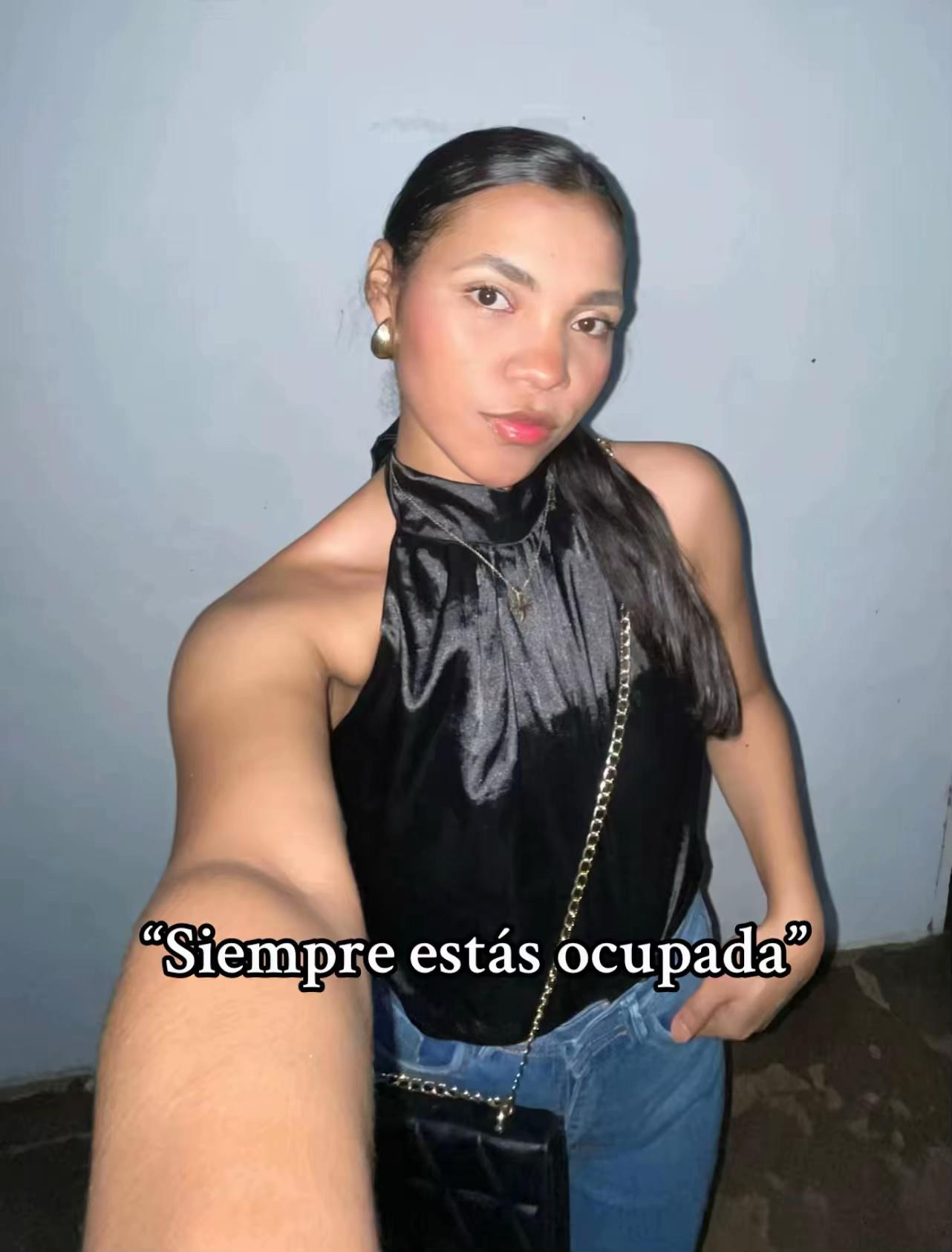 @Karol | Fashion Designer