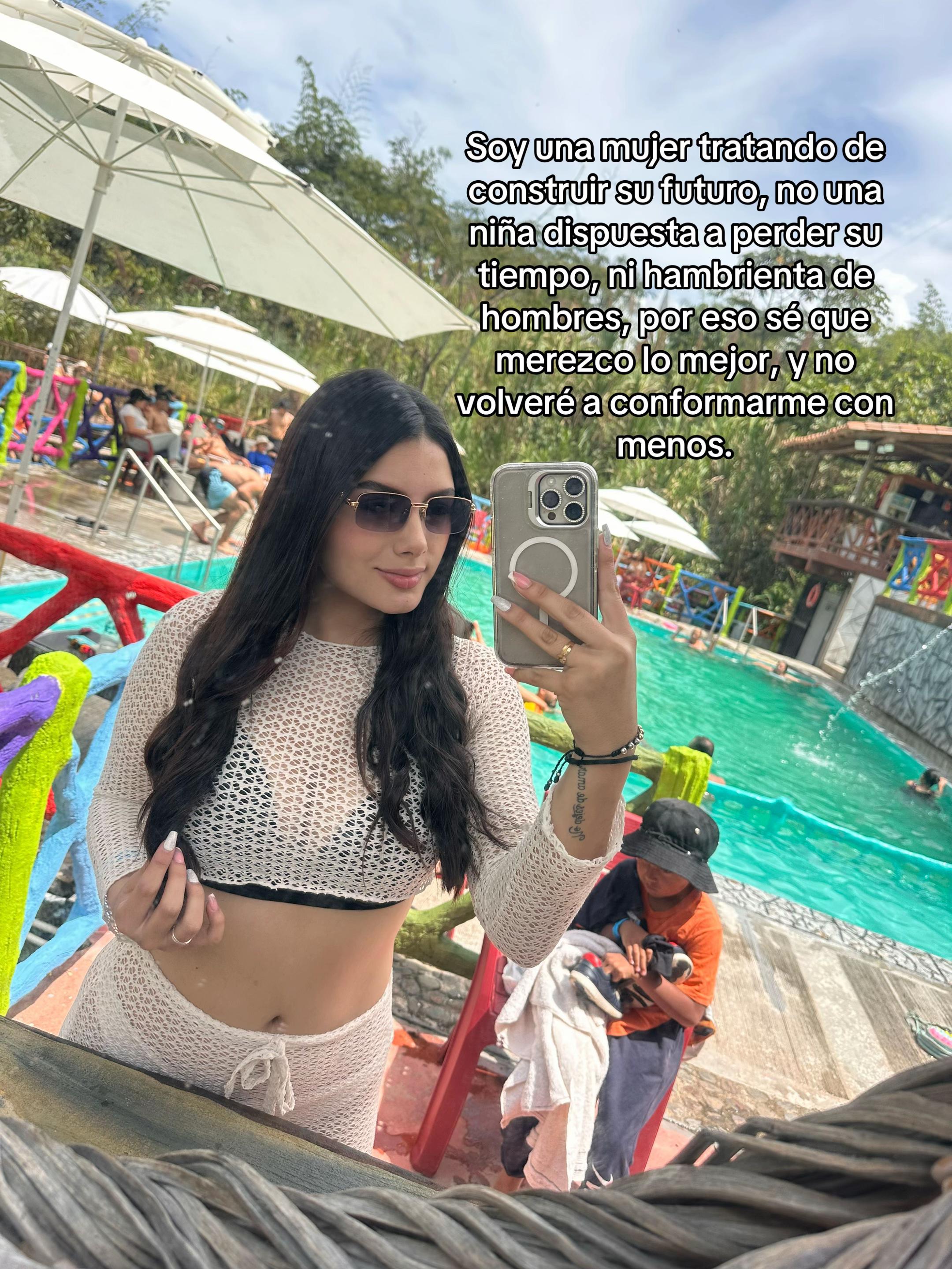 @𝑹𝒐𝒙𝒂𝒏𝒂💋