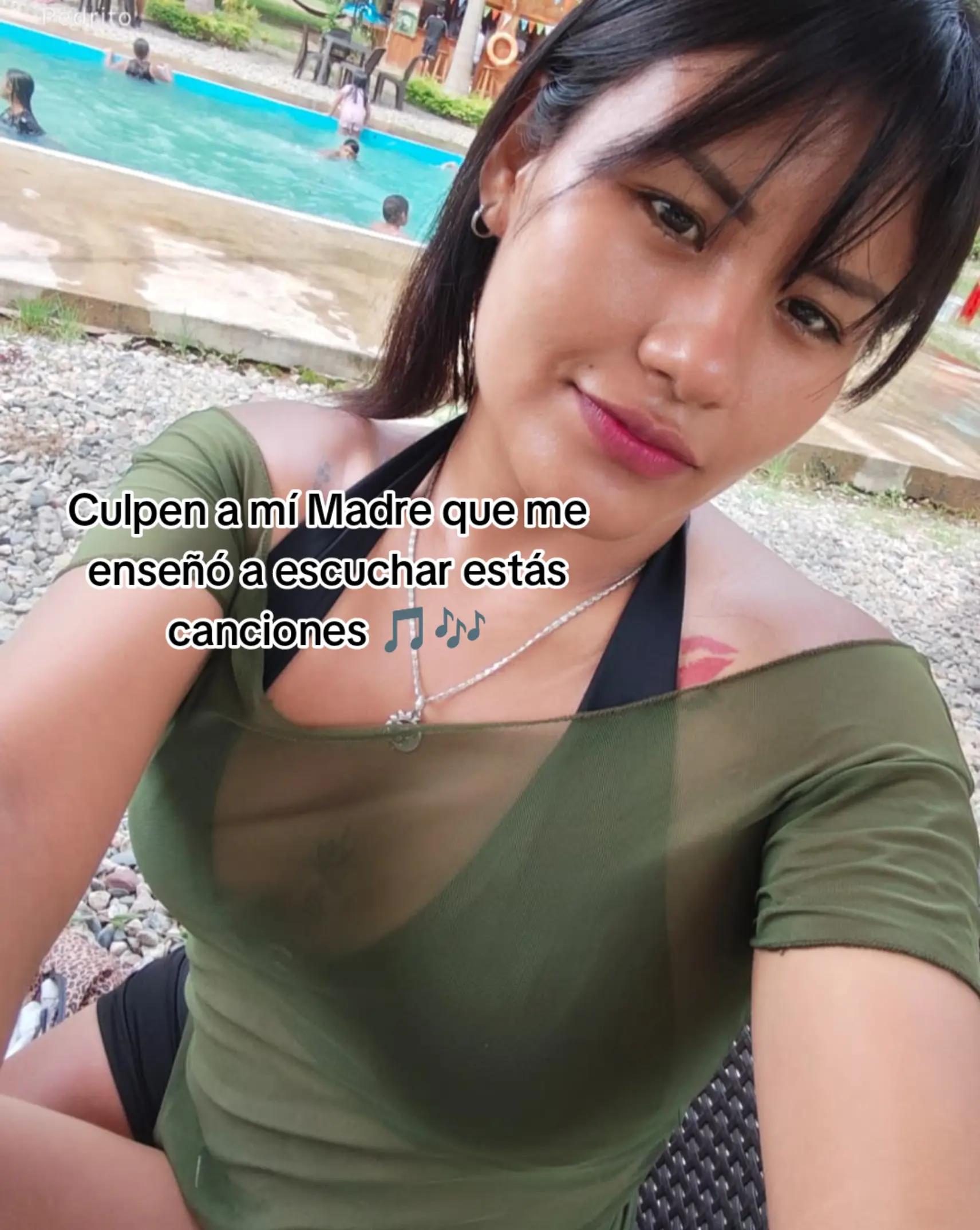 @Danna Onof👑🕊️🏍️😼