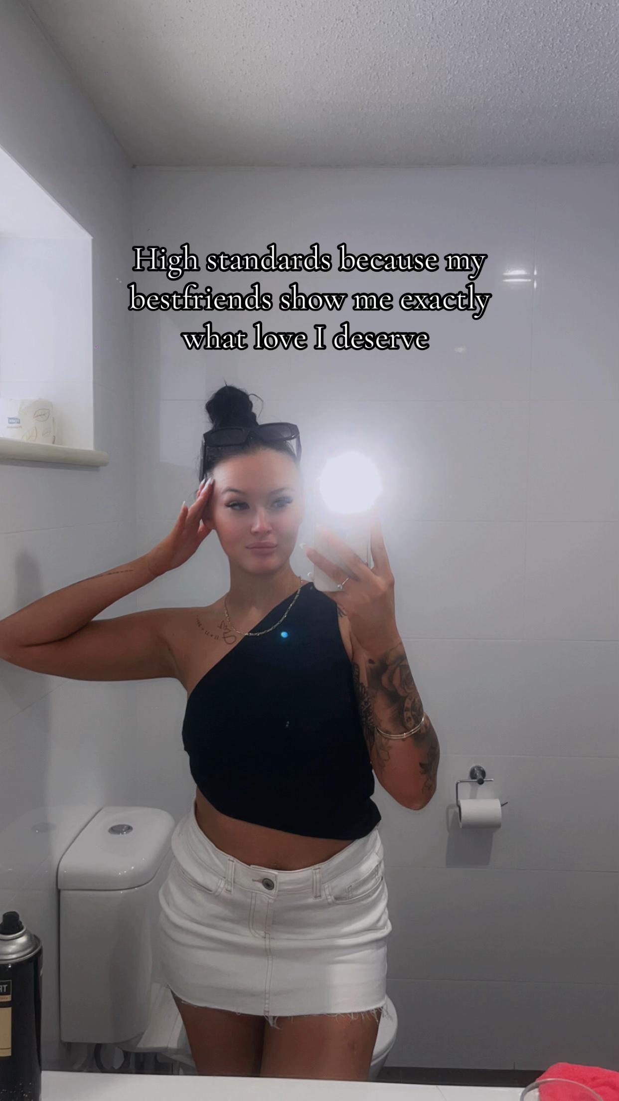 @katelynrosexo