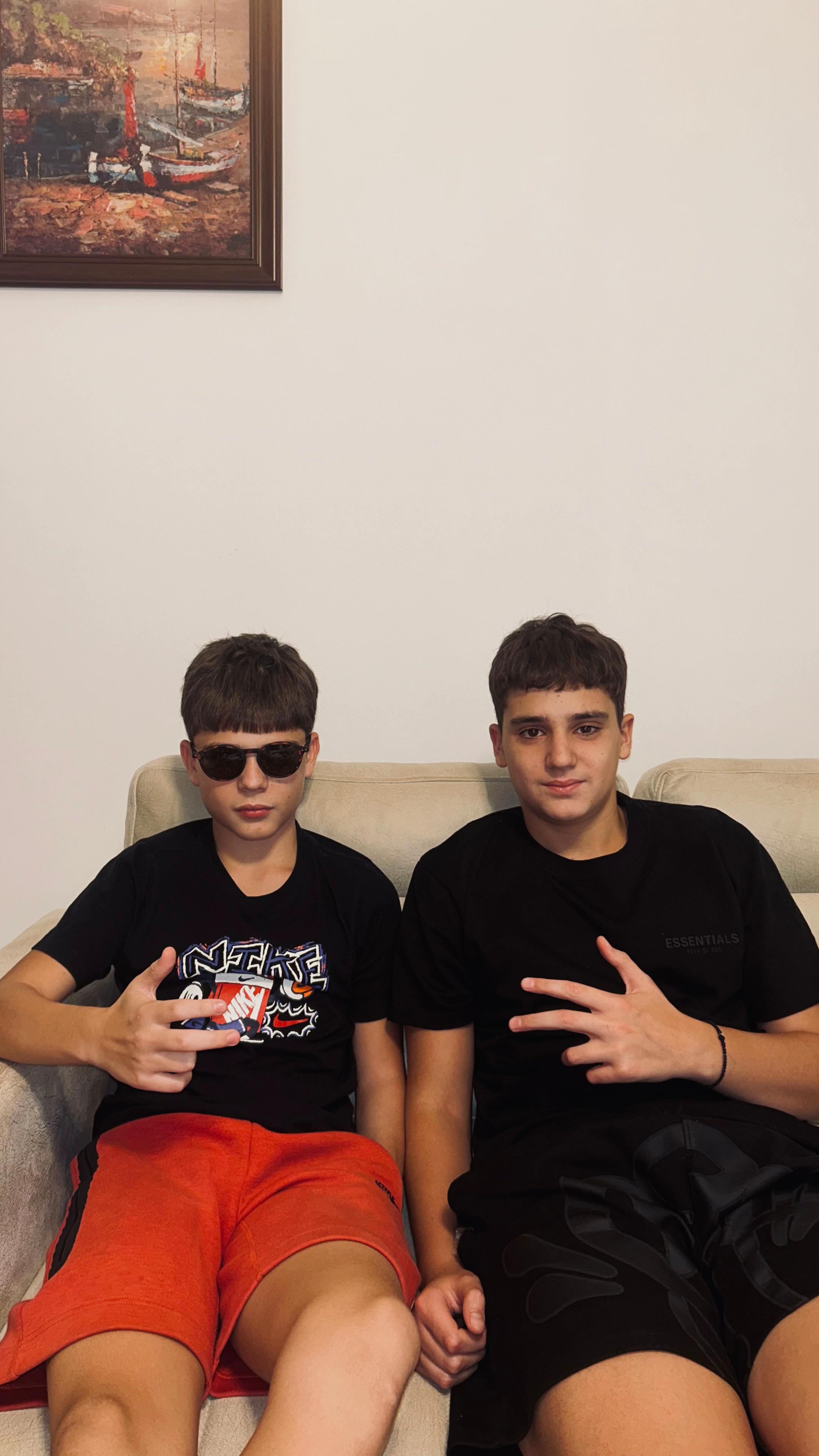 @aleksa