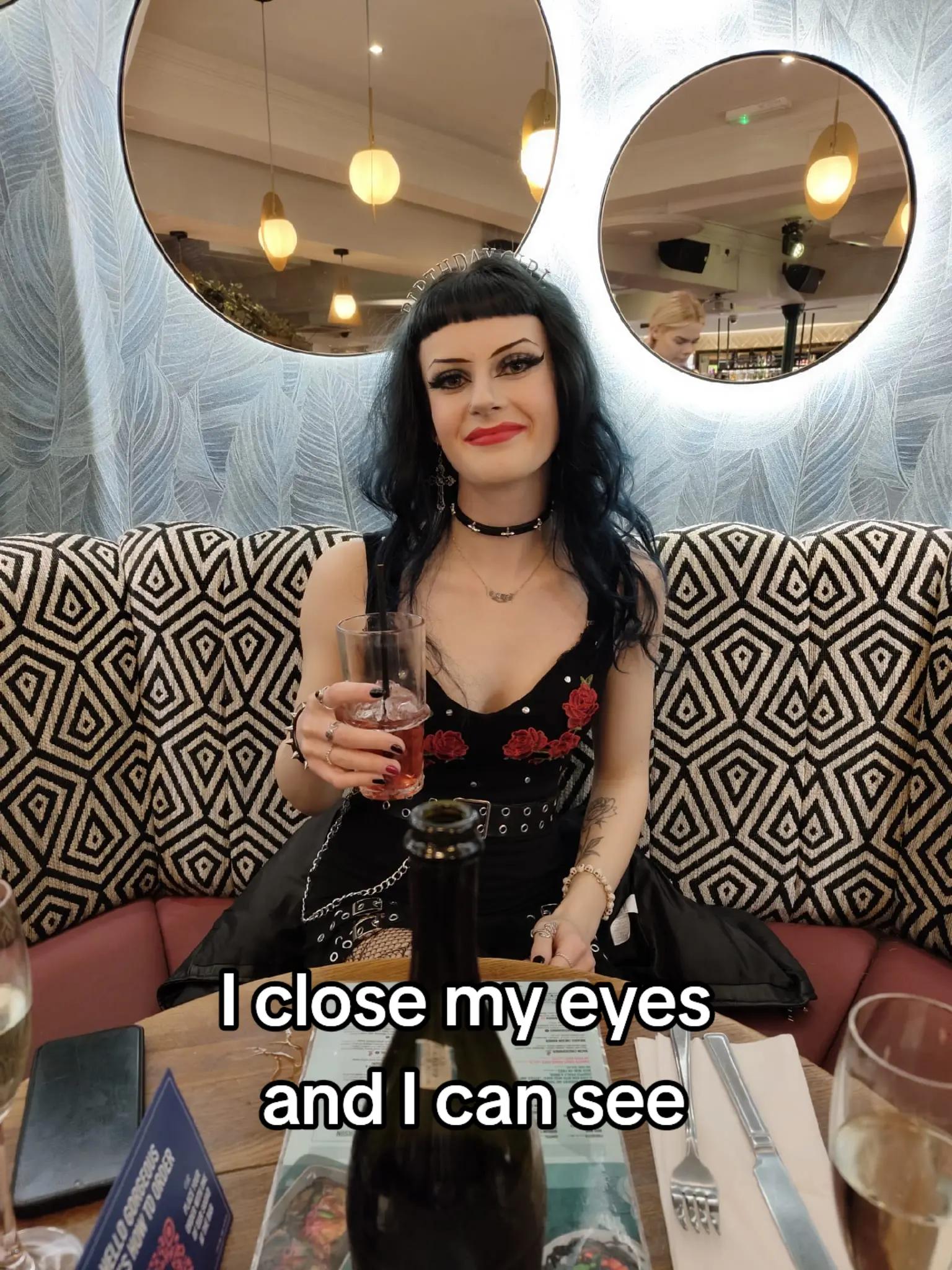 @🦇𝖍𝖆𝖓𝖓𝖆𝖍🦇