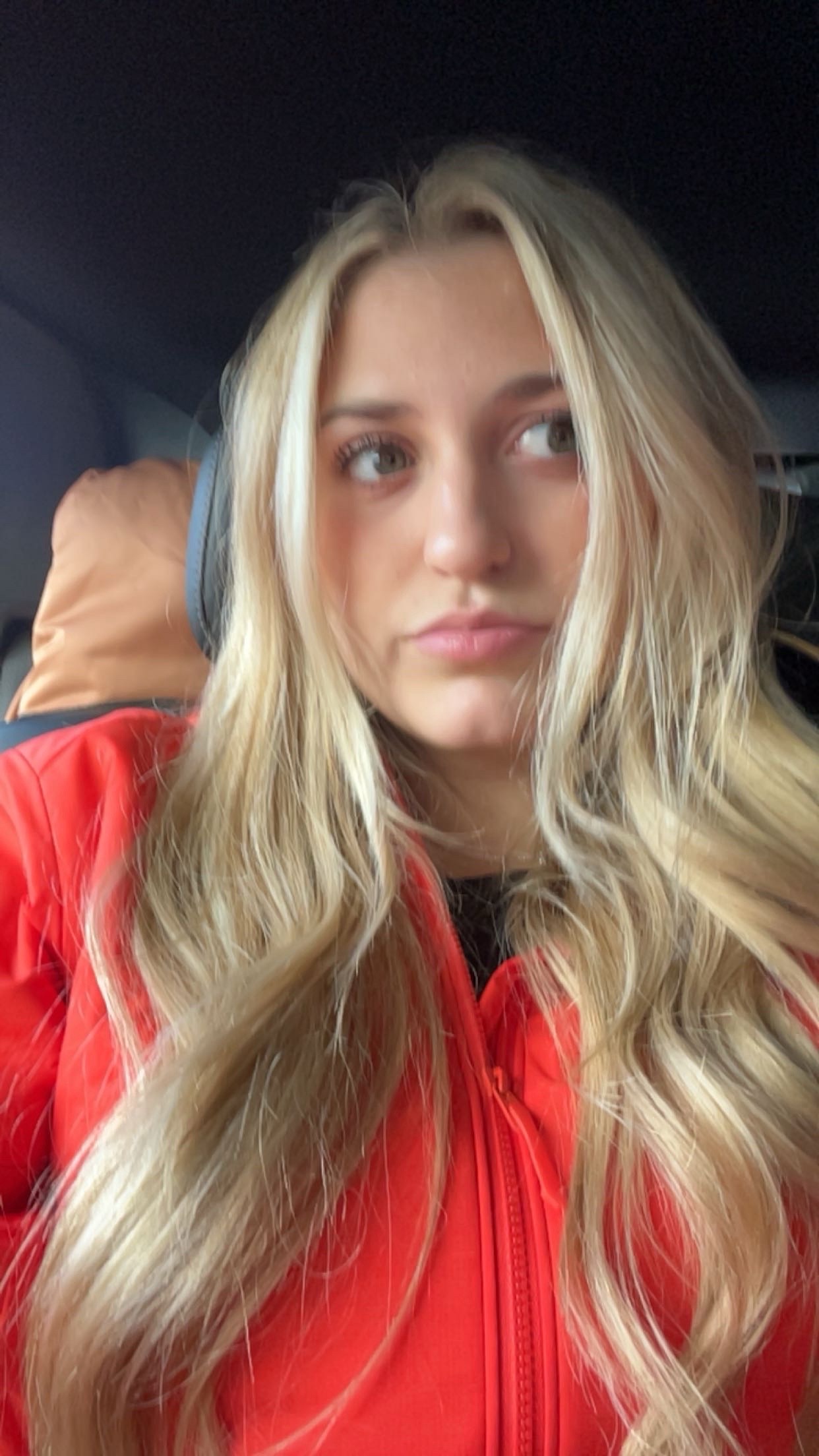 @Liv