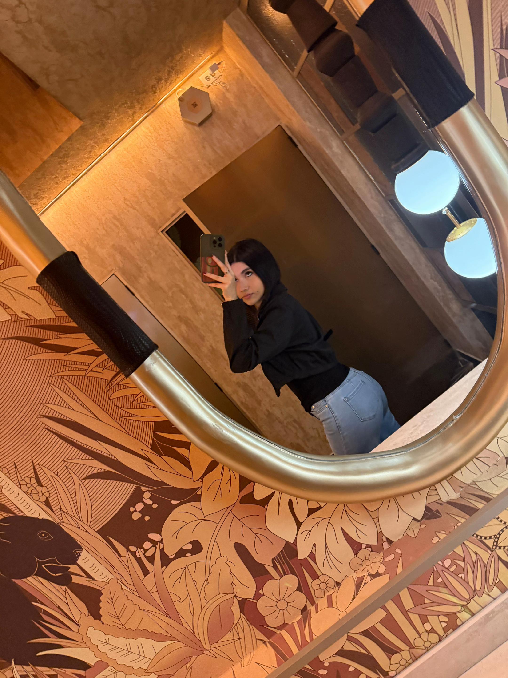 @anabedoya_10
