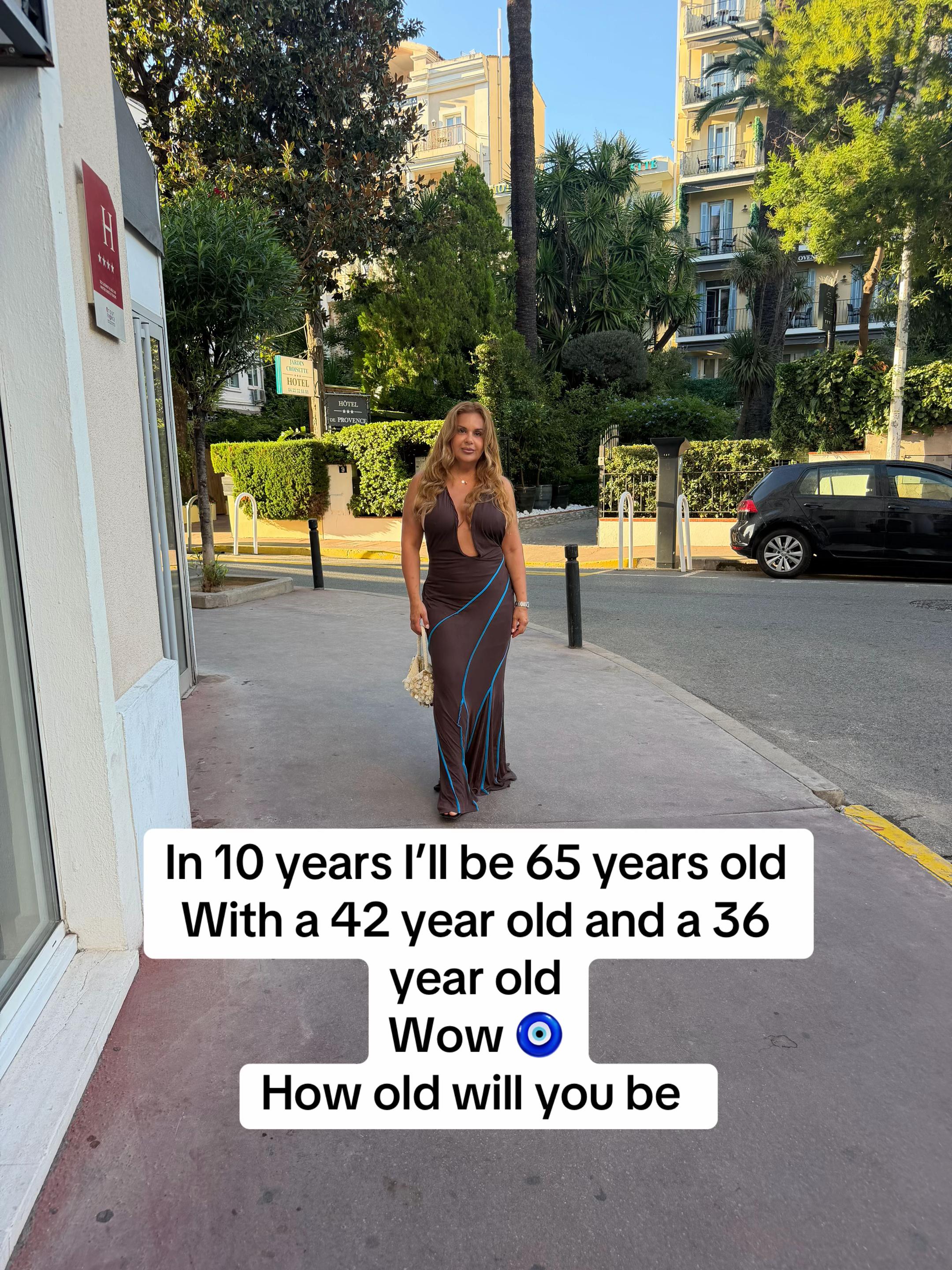 @Dil