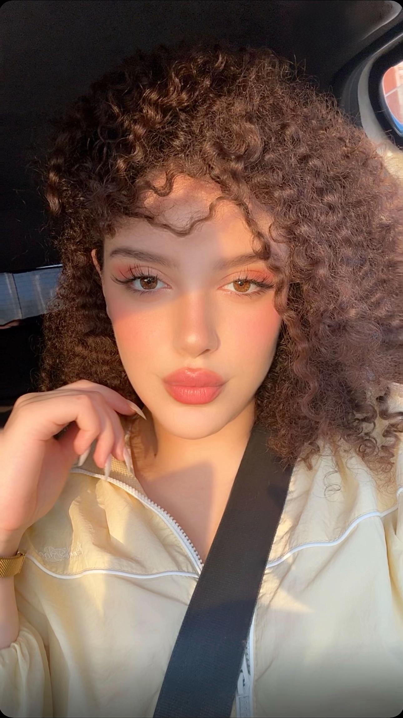 @𝑀𝑒𝓁𝒾𝓈𝓈𝒶