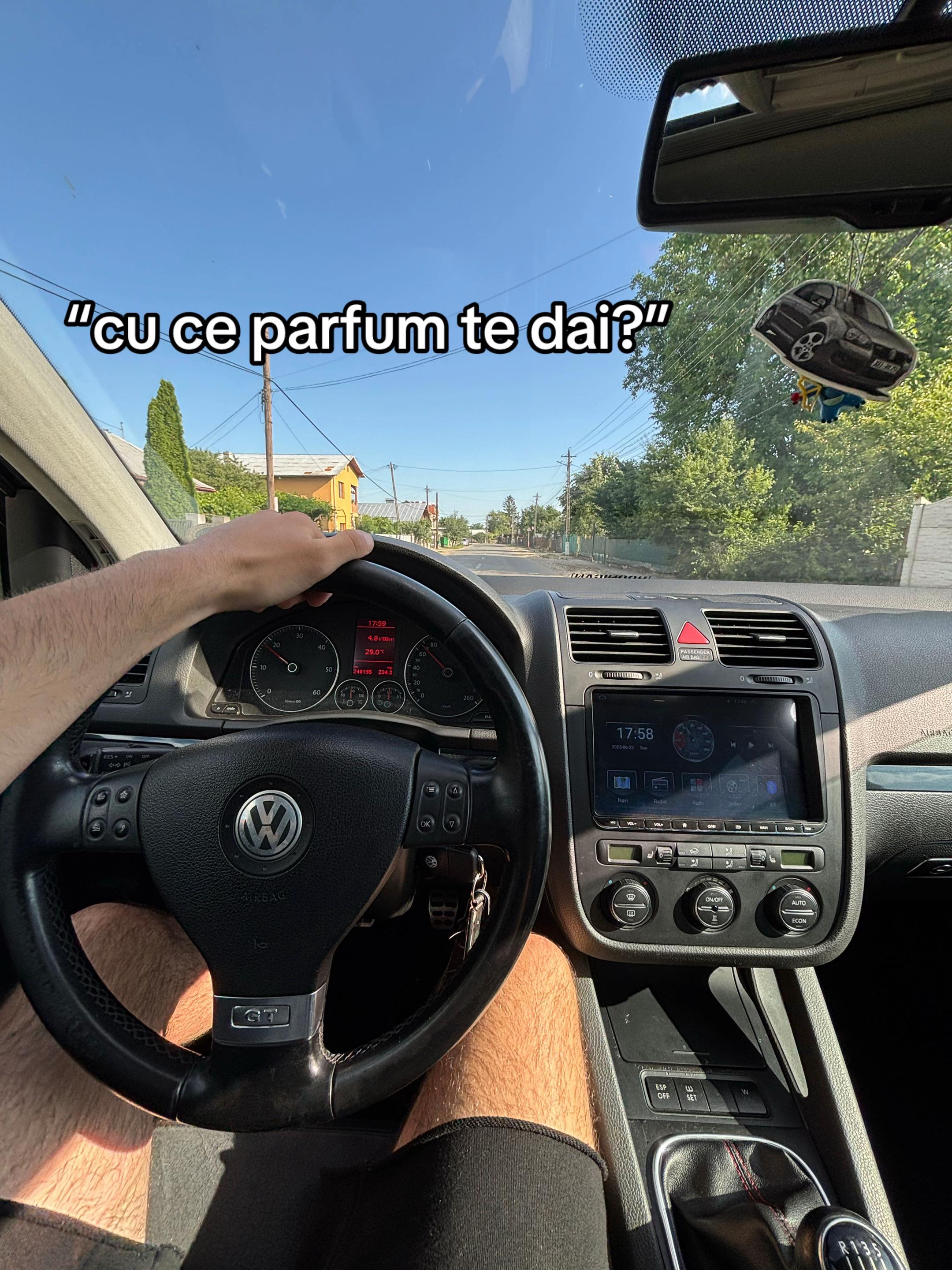 @𝙊𝙘𝙩𝙖𝙫𝙞𝙖𝙣🦈