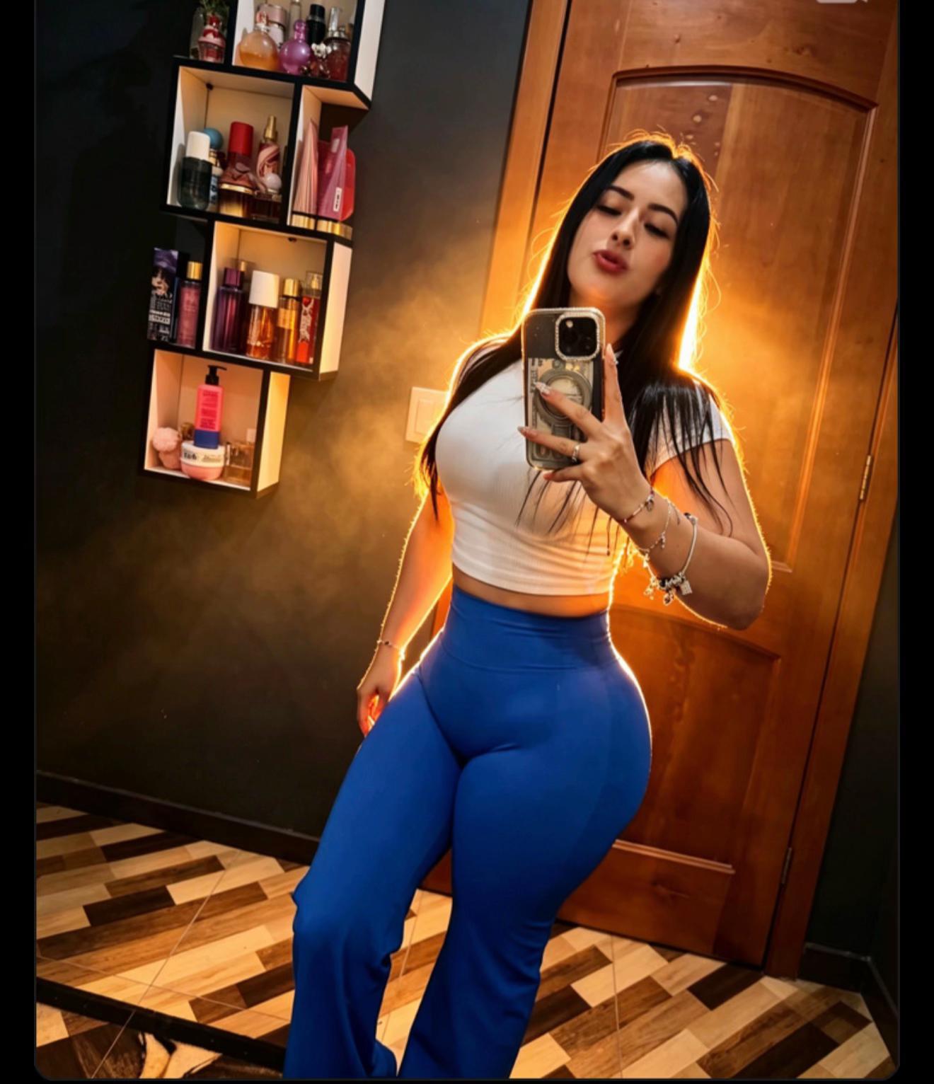 @Karen Aveiga