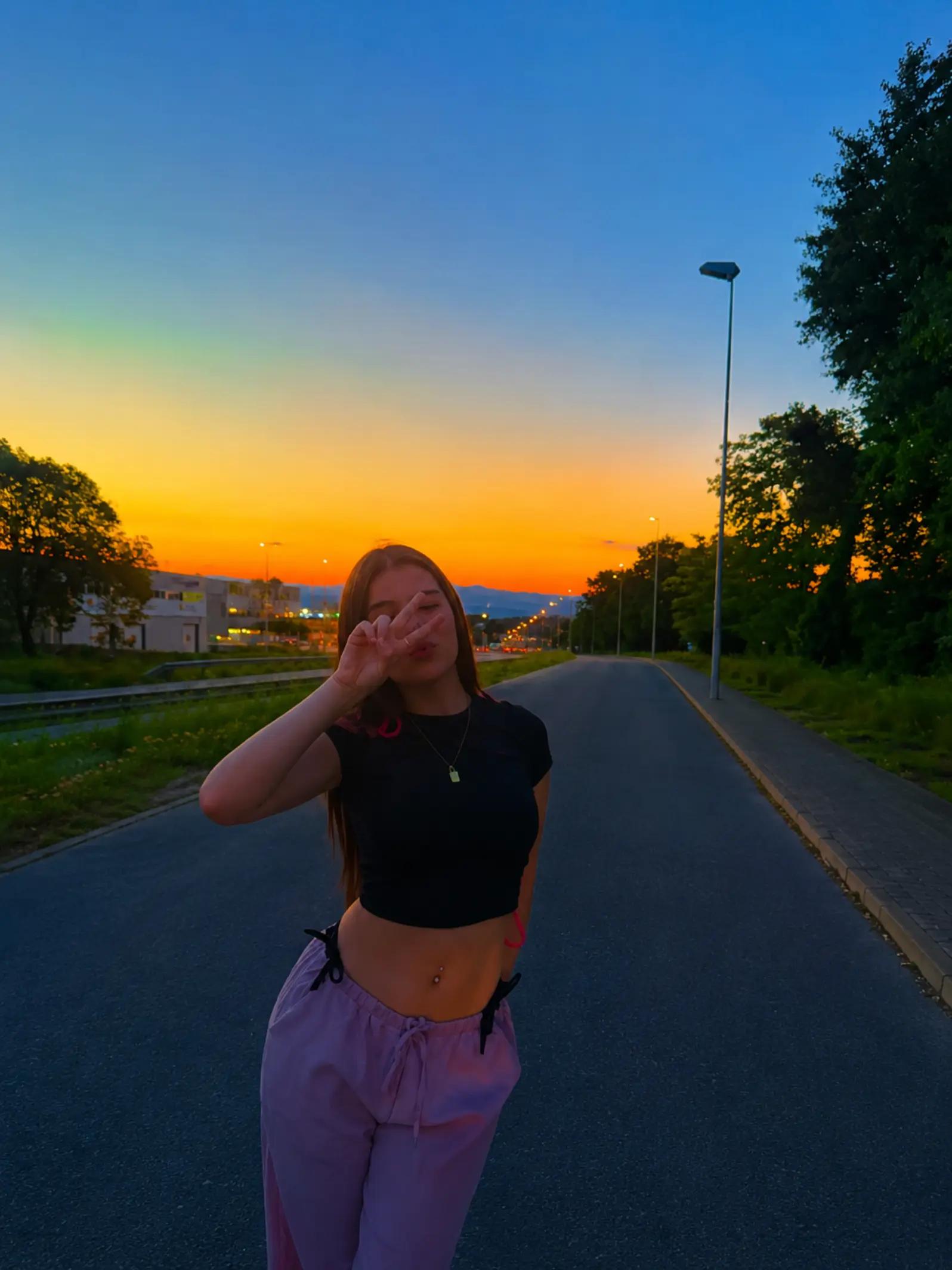 @ladyabril_tiktok