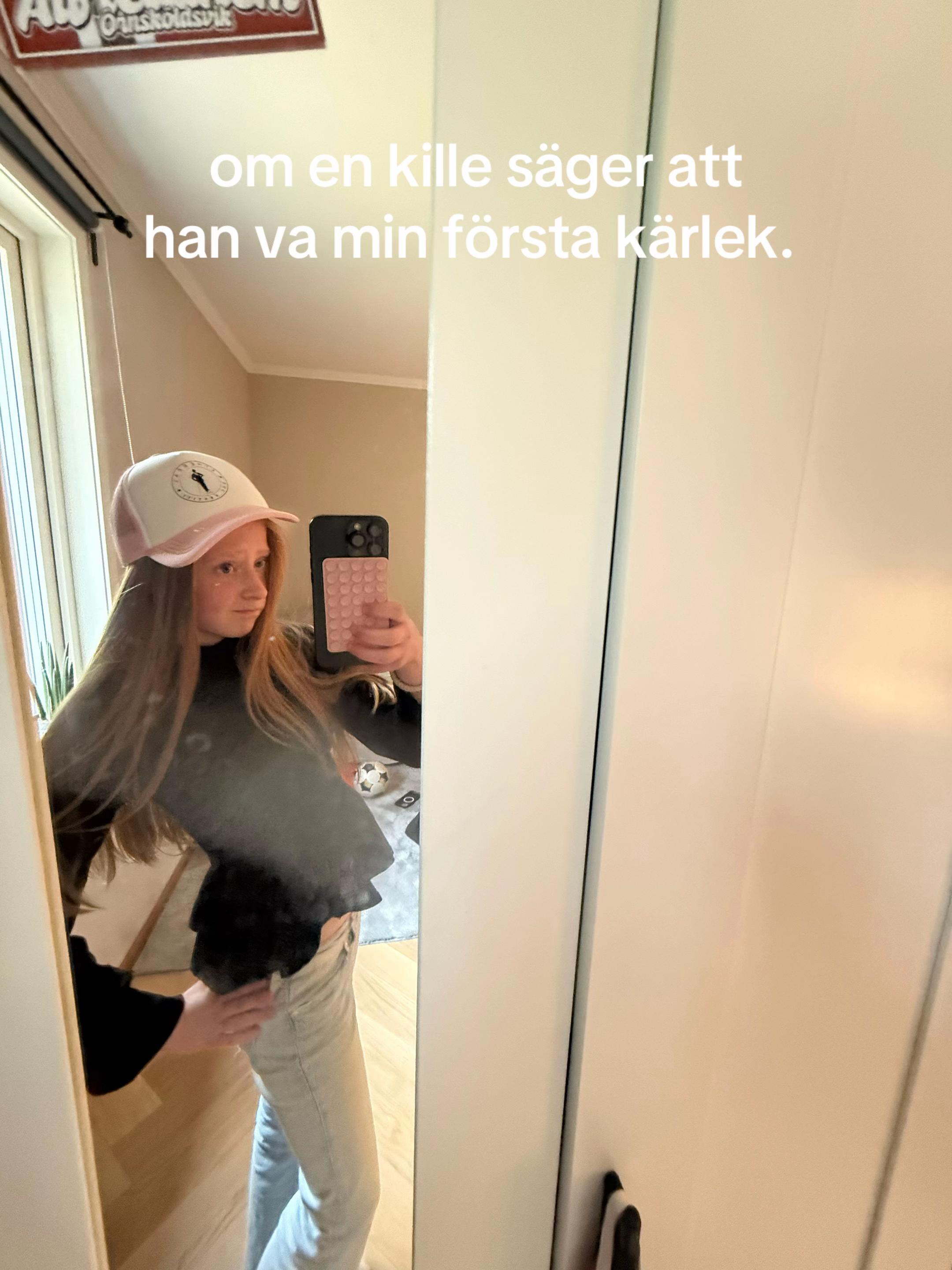 @Lilly larsson.spam