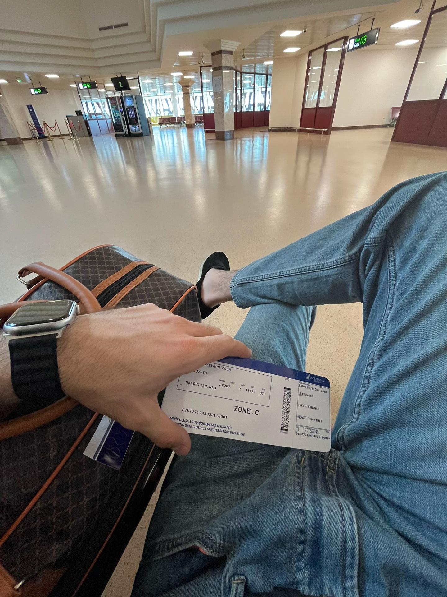 @𝐸.𝐵