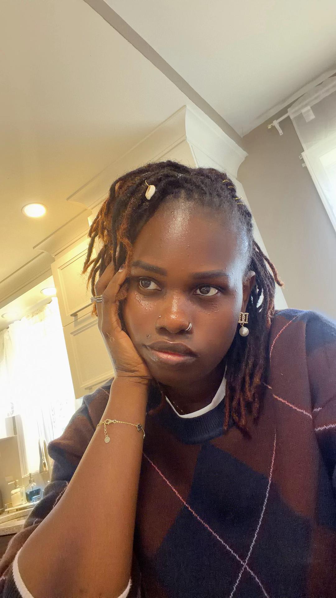 @Estherepouselapointe🇨🇫🇨🇫