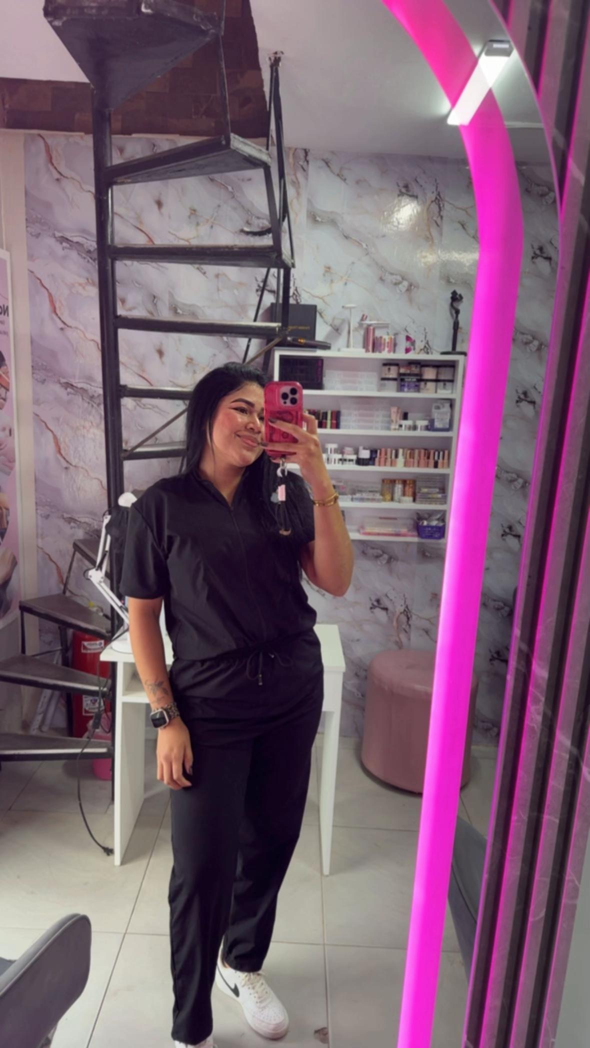 @Reyna Nails🧚