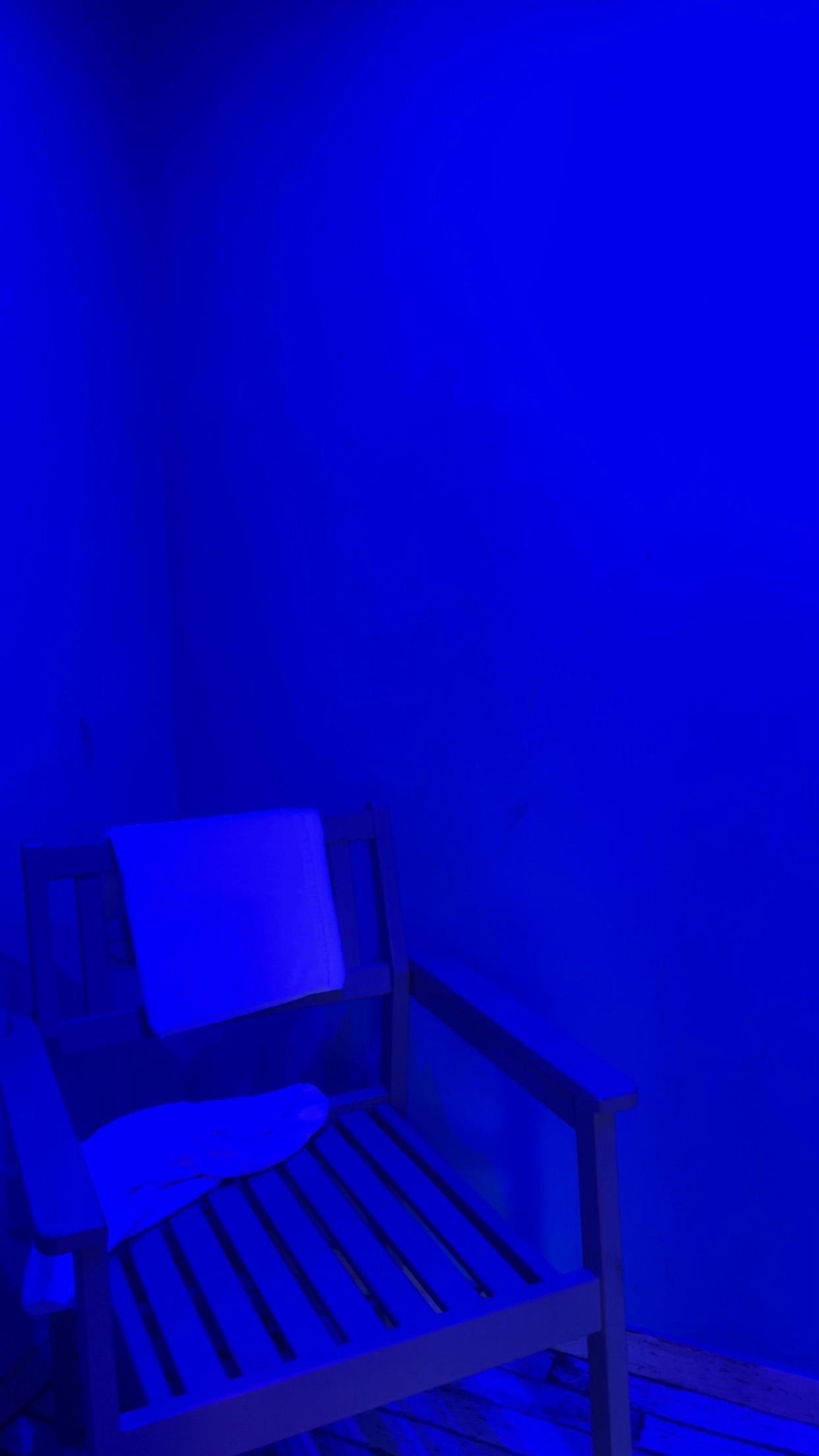 @AJ🎭