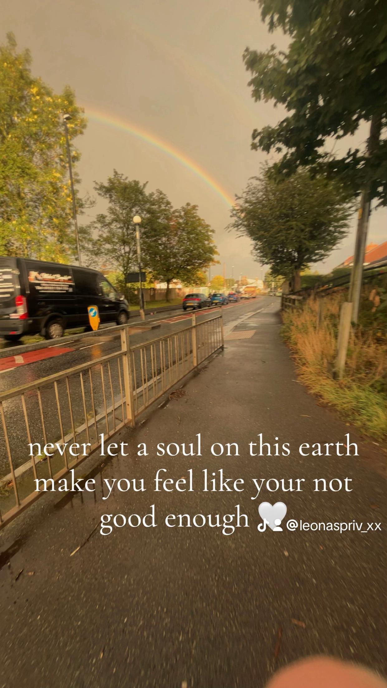 @𝓁ℯℴ𝓃𝒶🫧