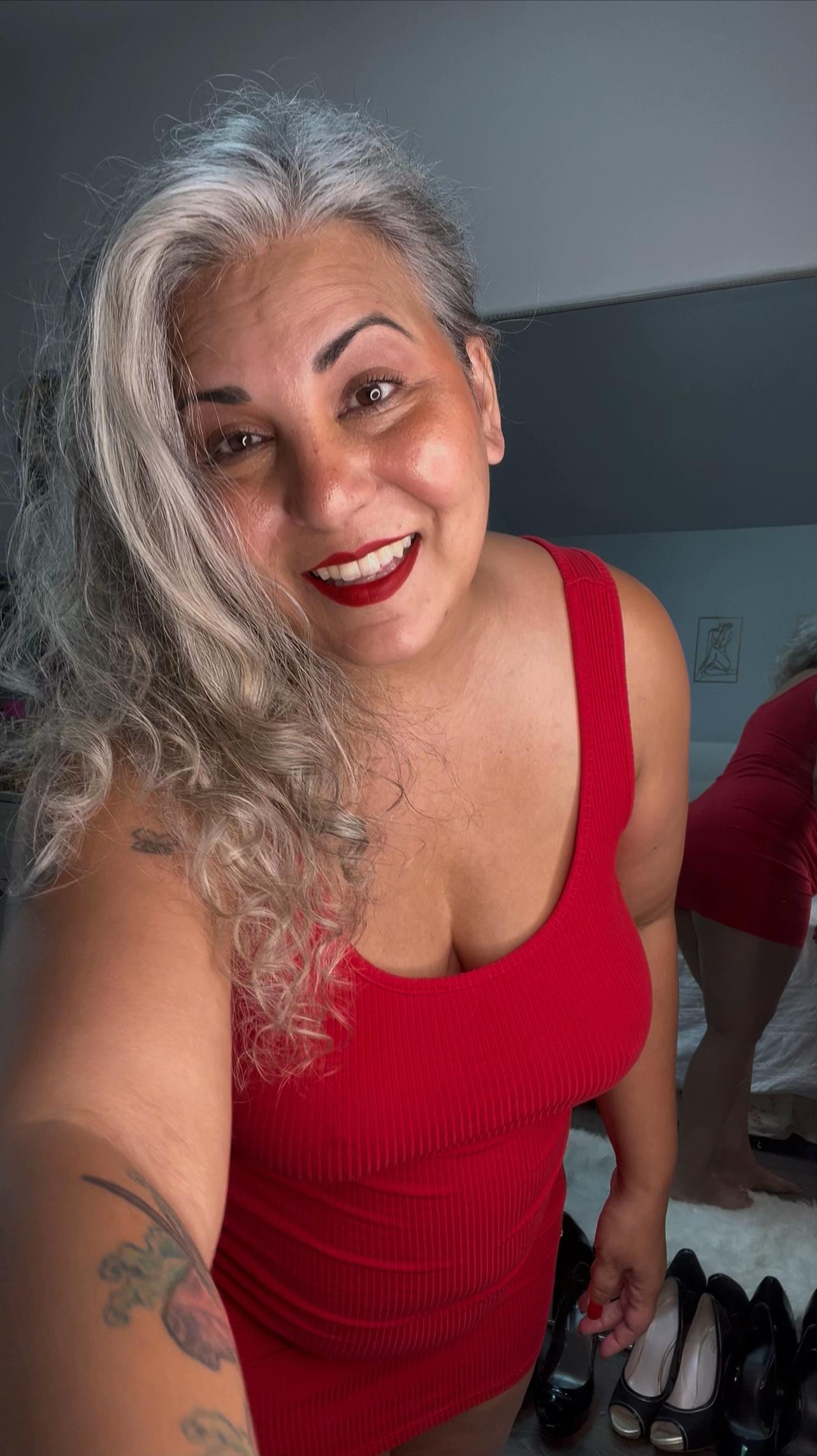 @MatureLadyMissesCecil