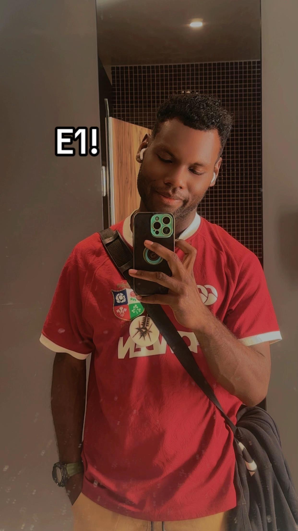 @Maeky🙂🇸🇧..