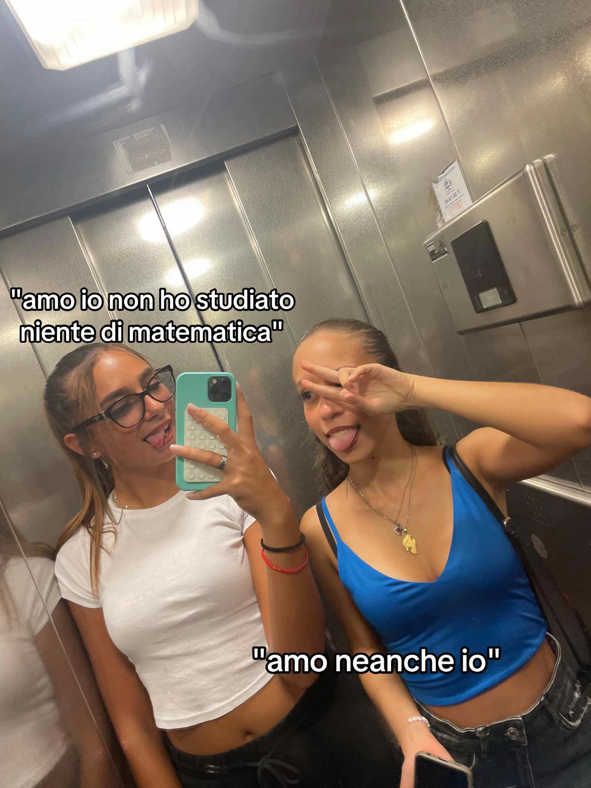 @ambraaax2
