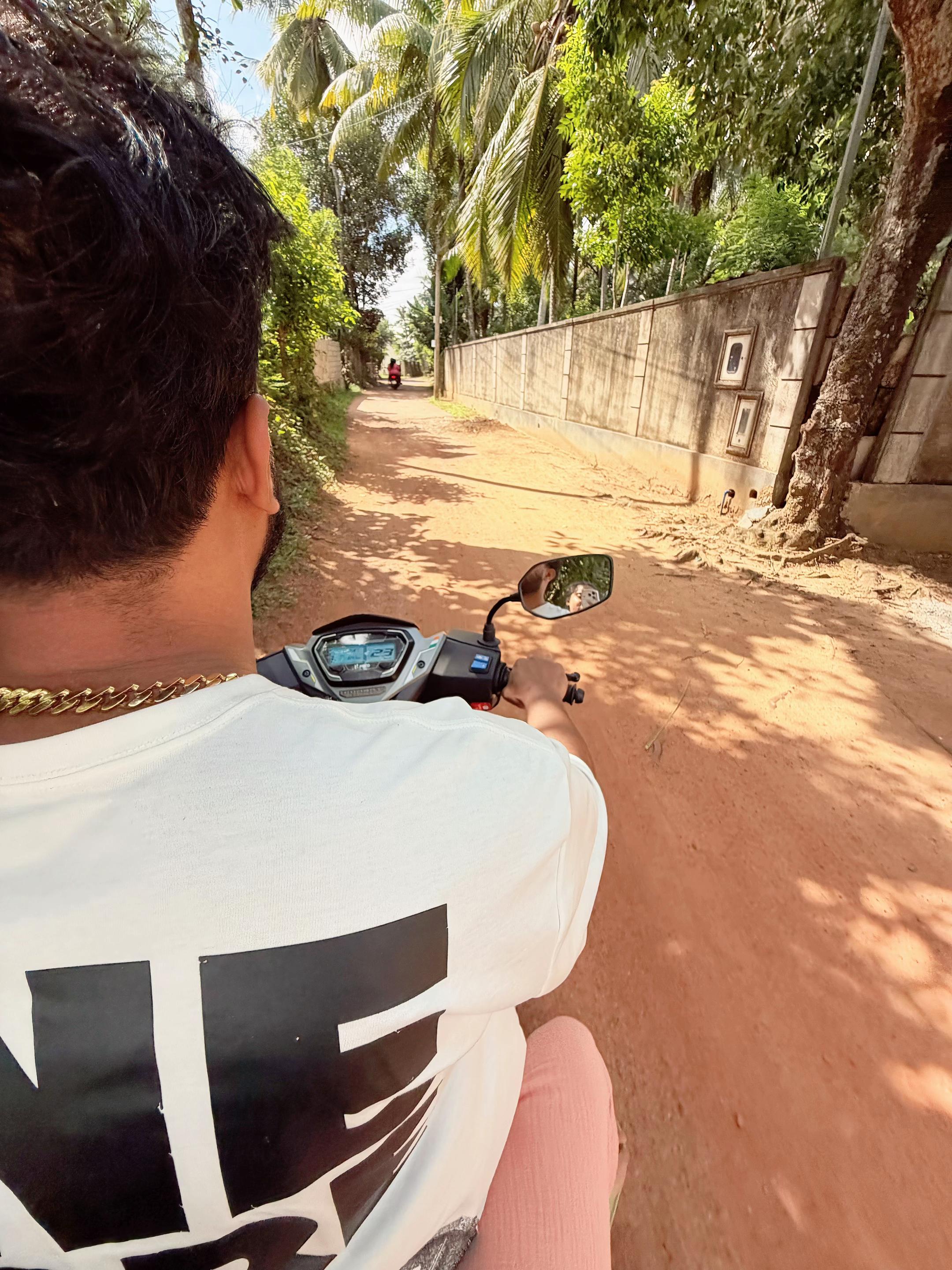 @charu___wijewardhana