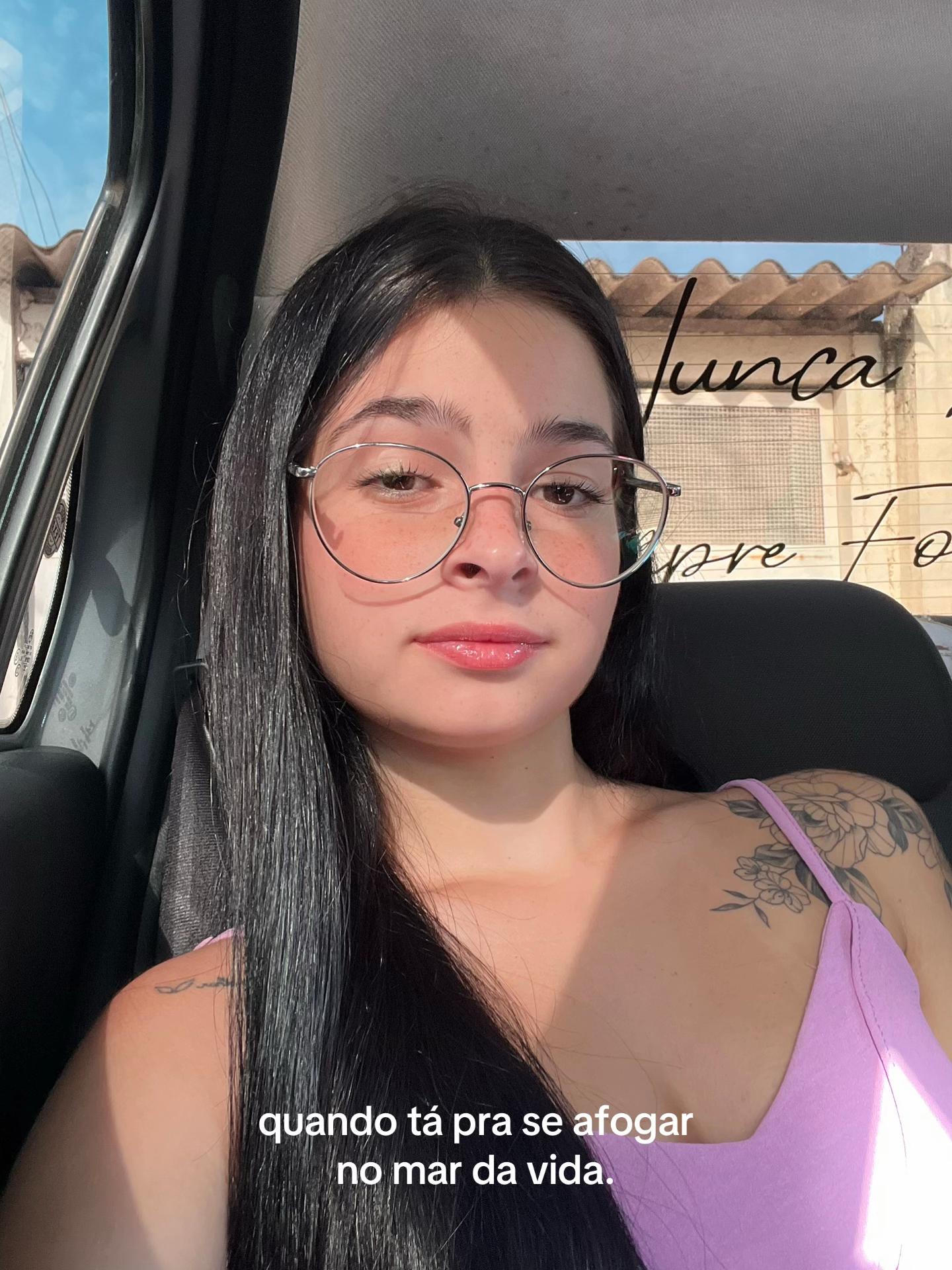 @larissa.oliveir44