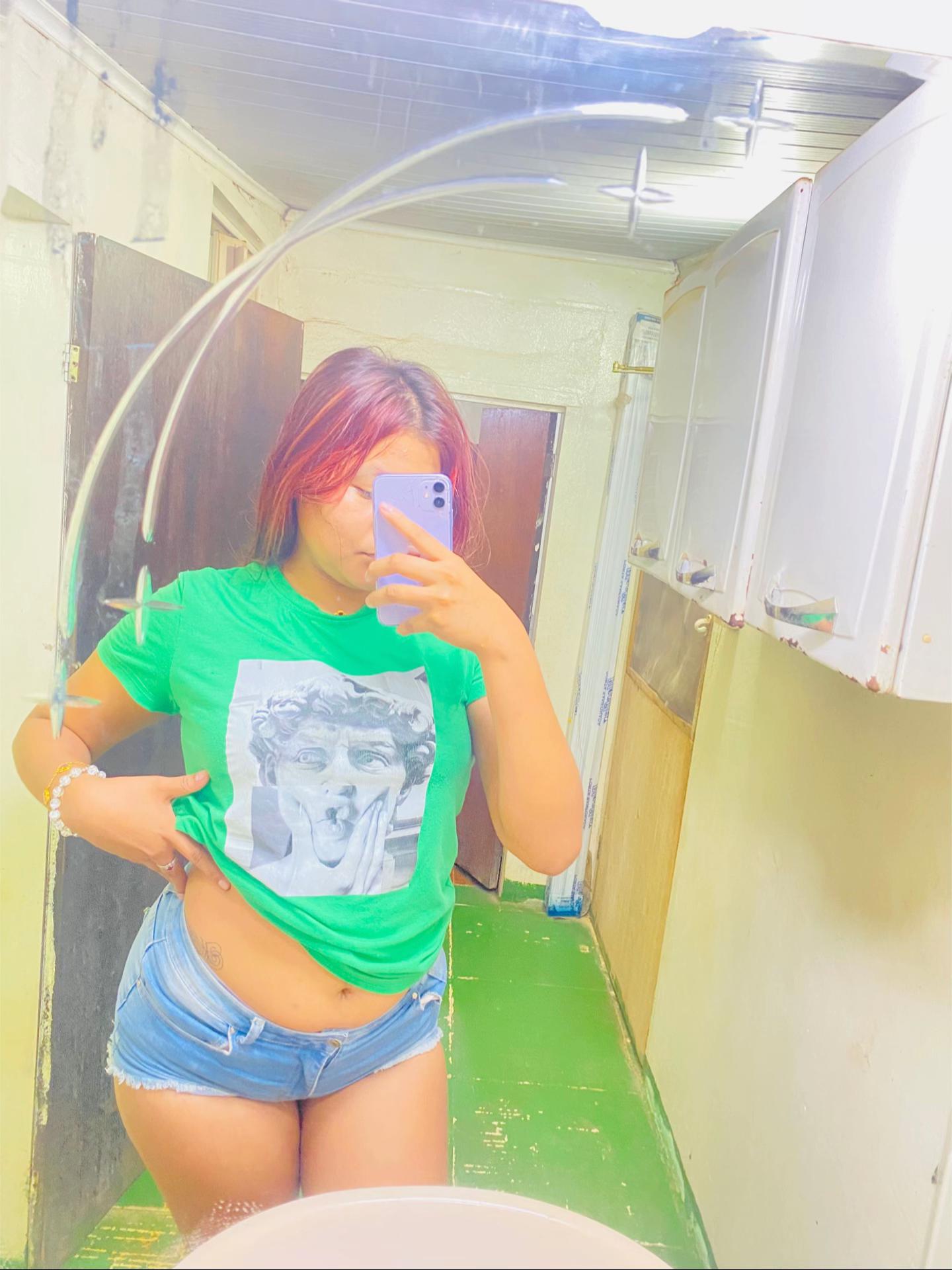 @𝐍𝐢𝐚💕🌴.