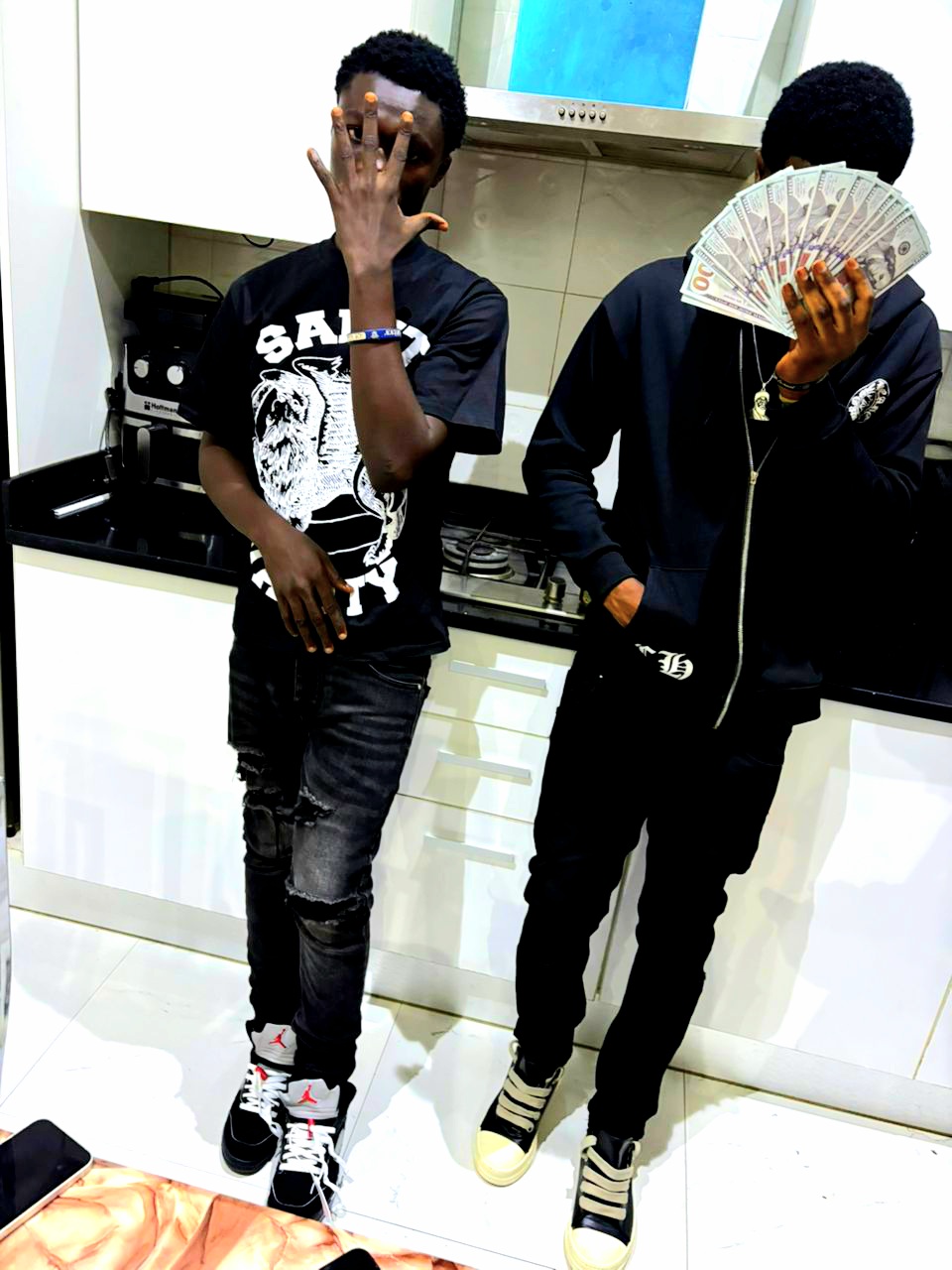 @kwajo Rich ๐จ๐ง ๐ซ