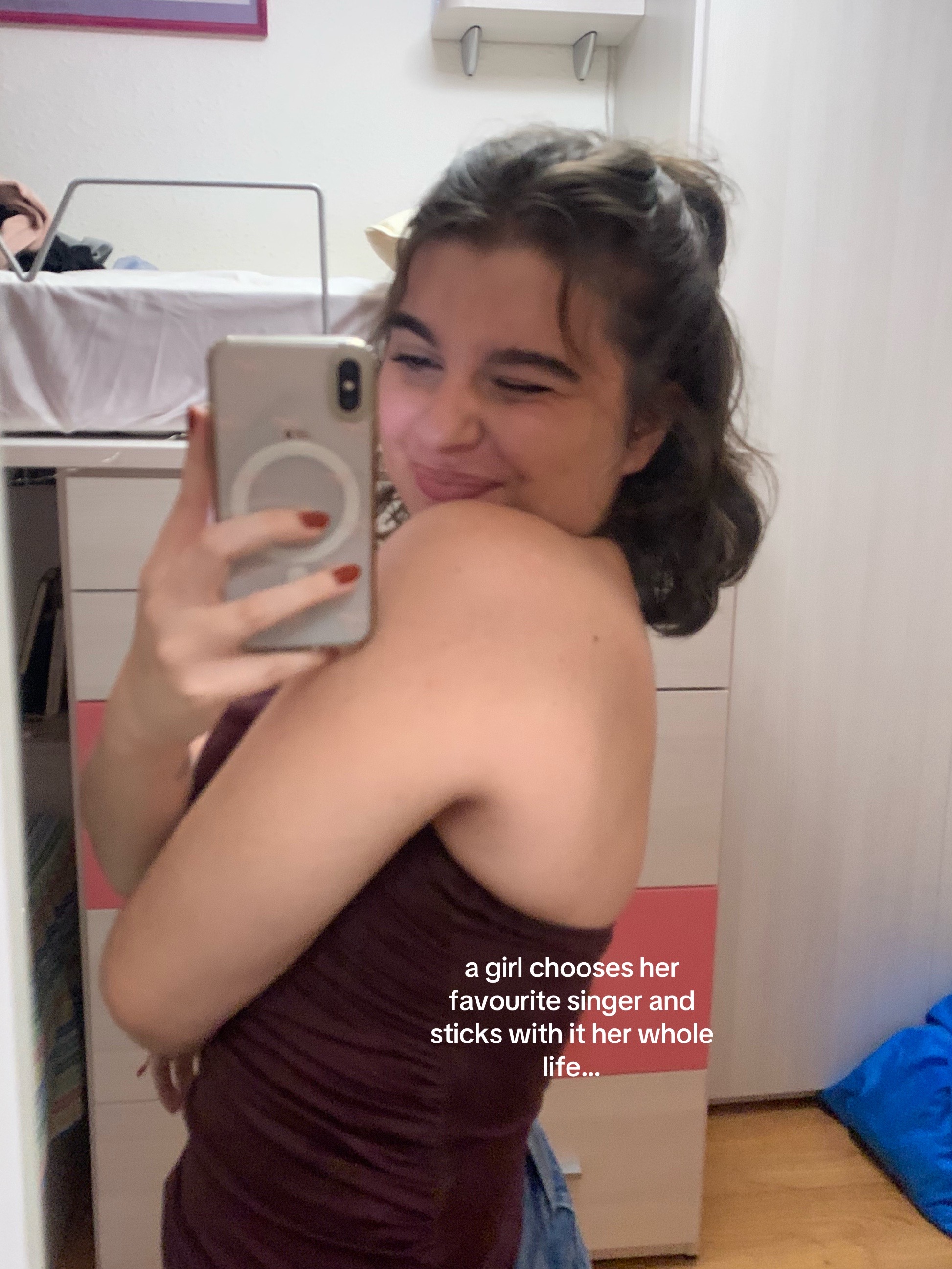 @。・:*˚:✧。 whos_carla🌀