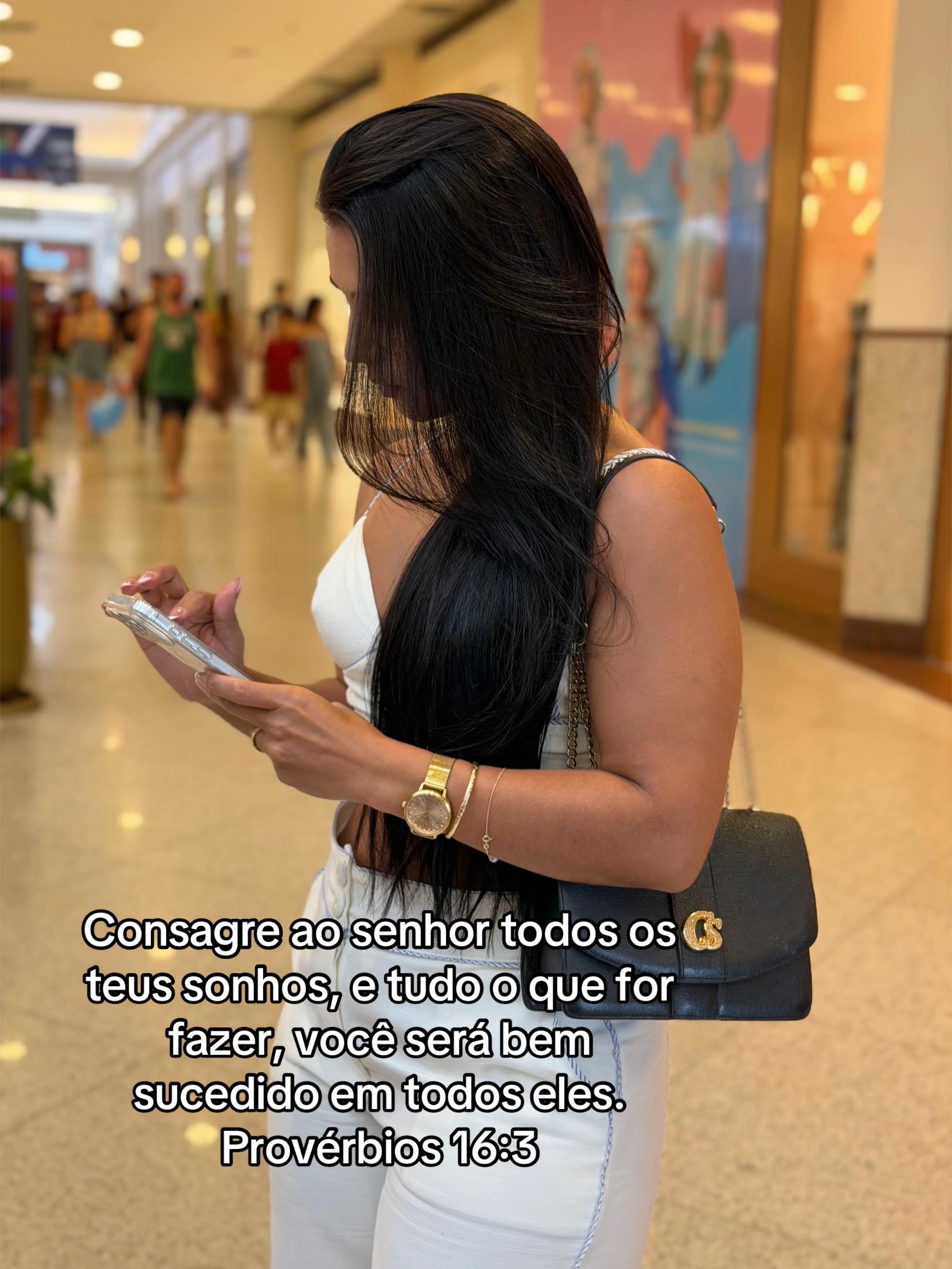@Janaína