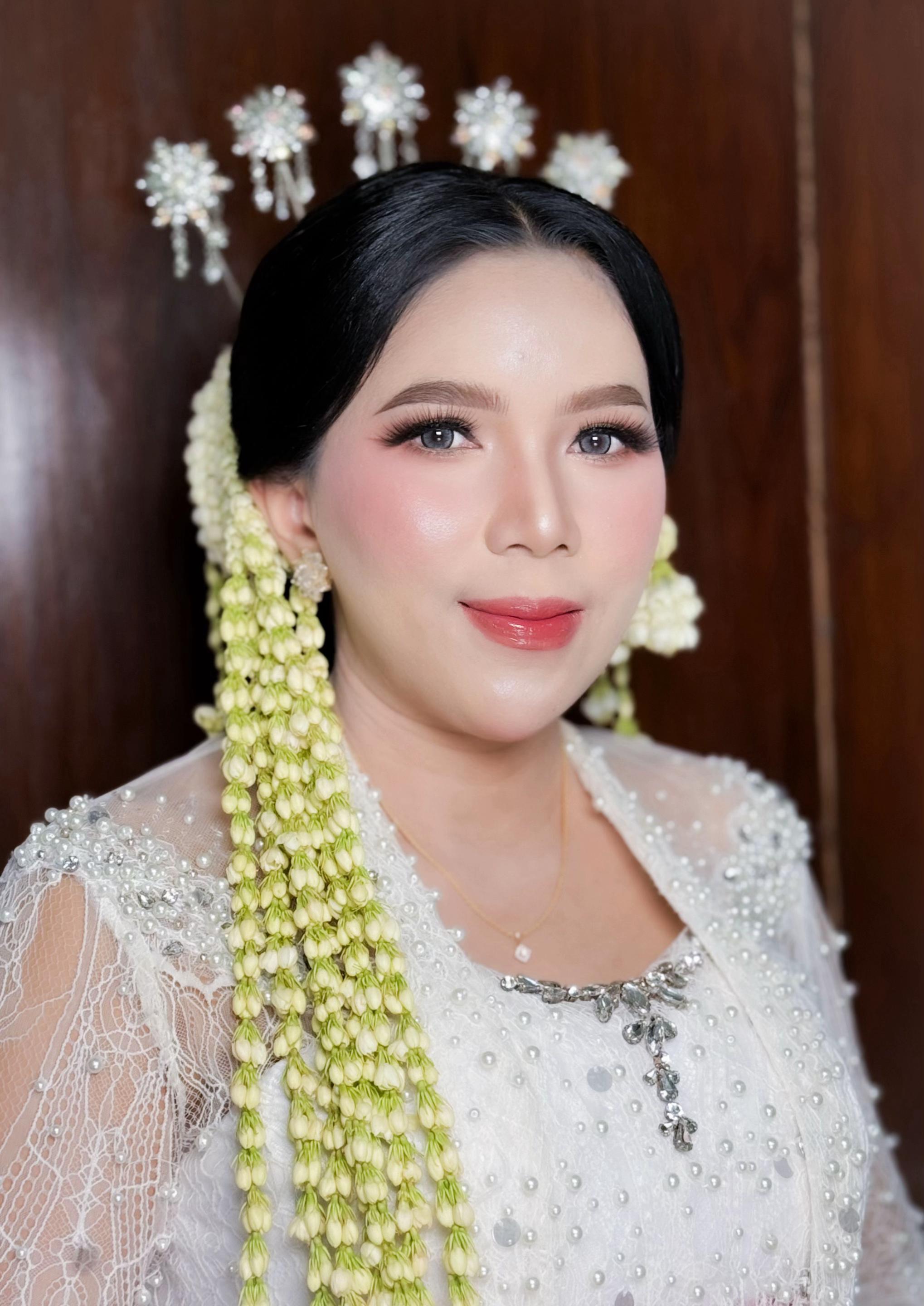 @MUA TULUNGAGUNG | WidyaRiris