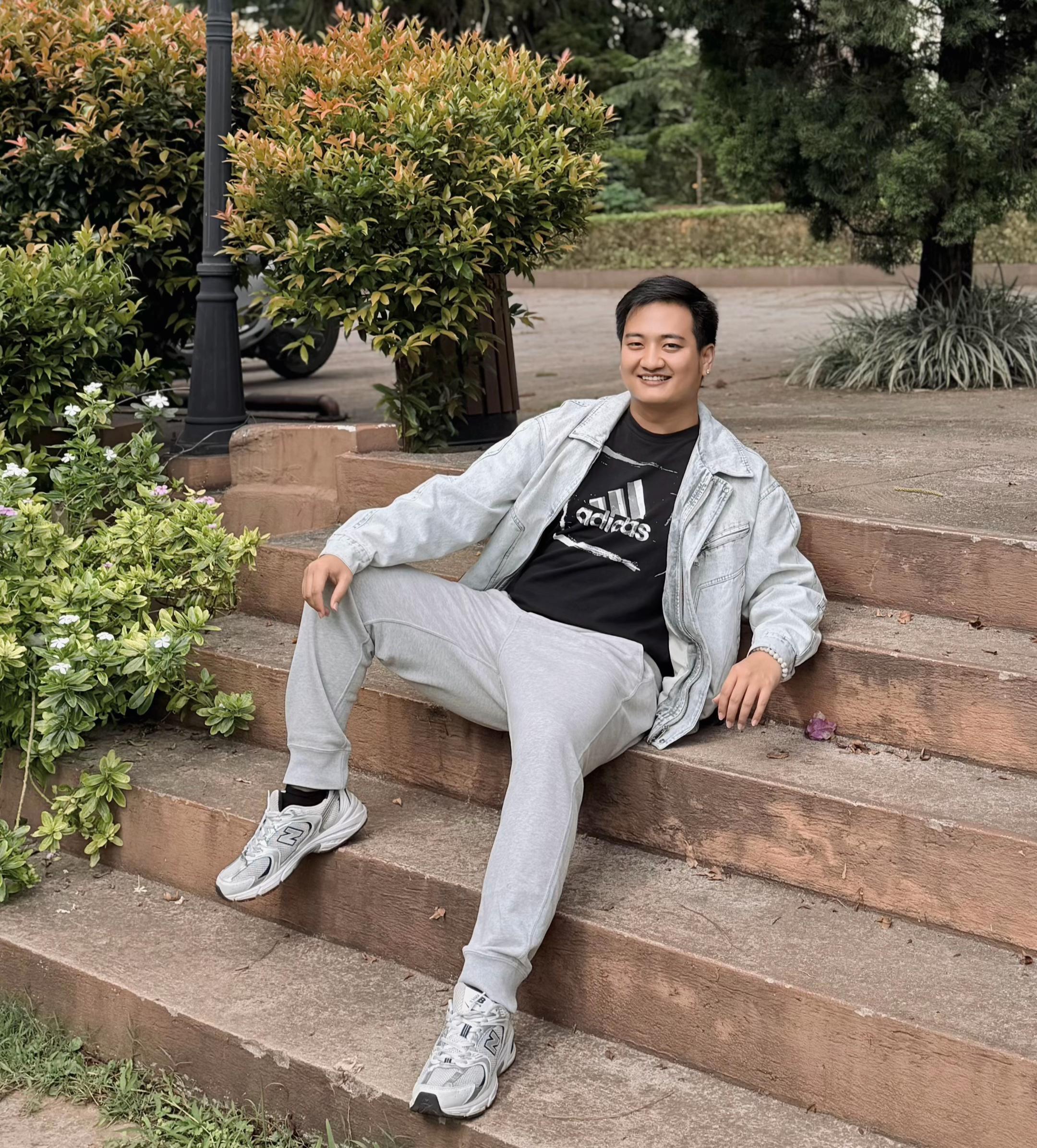 @Yoga With Thurein 🧘&zwj;♂️