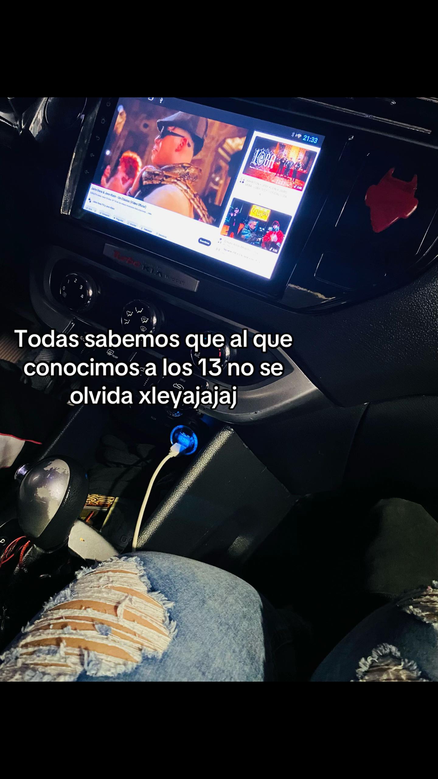@ᥫ᭡.