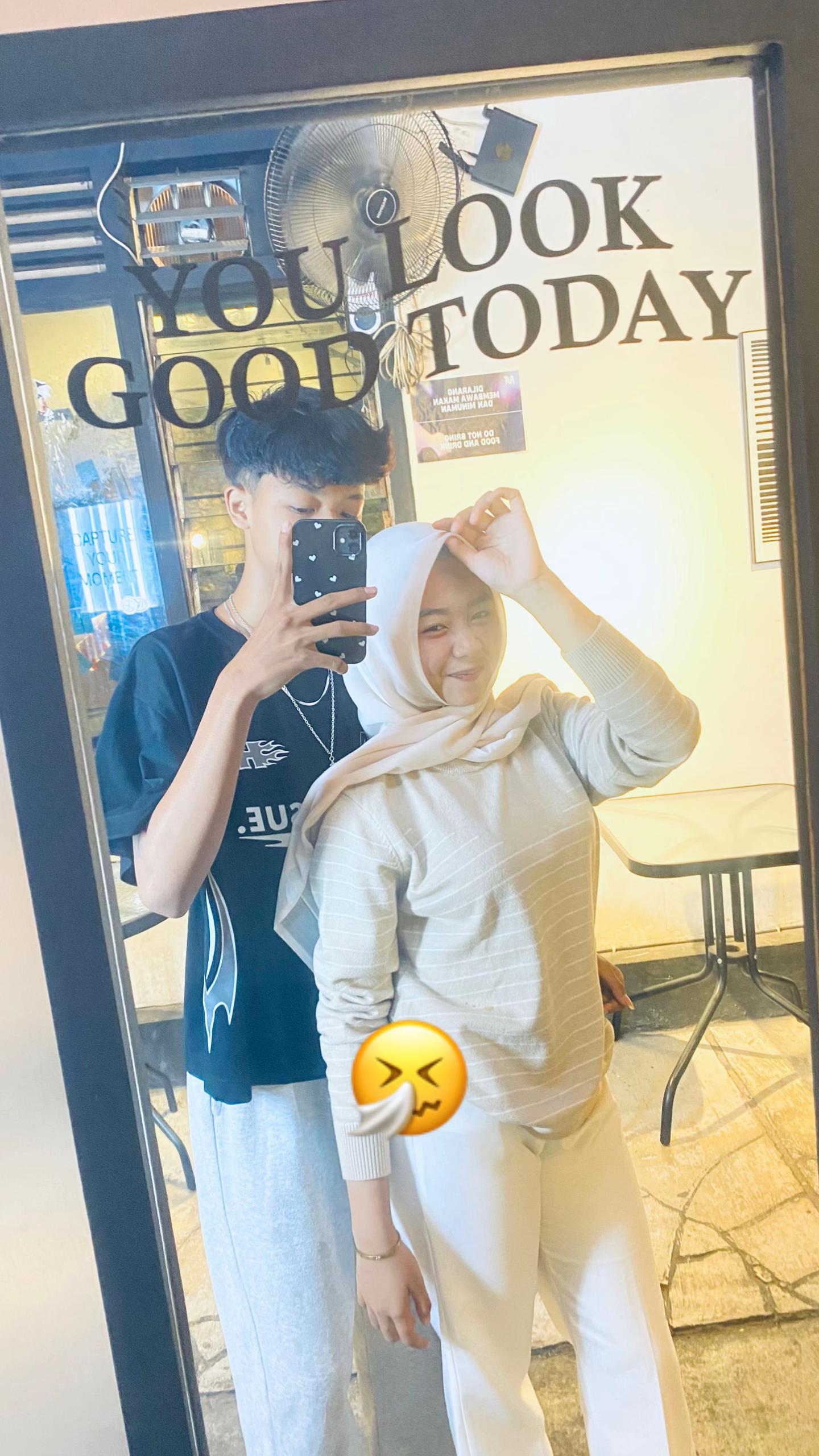 @adeee🤍