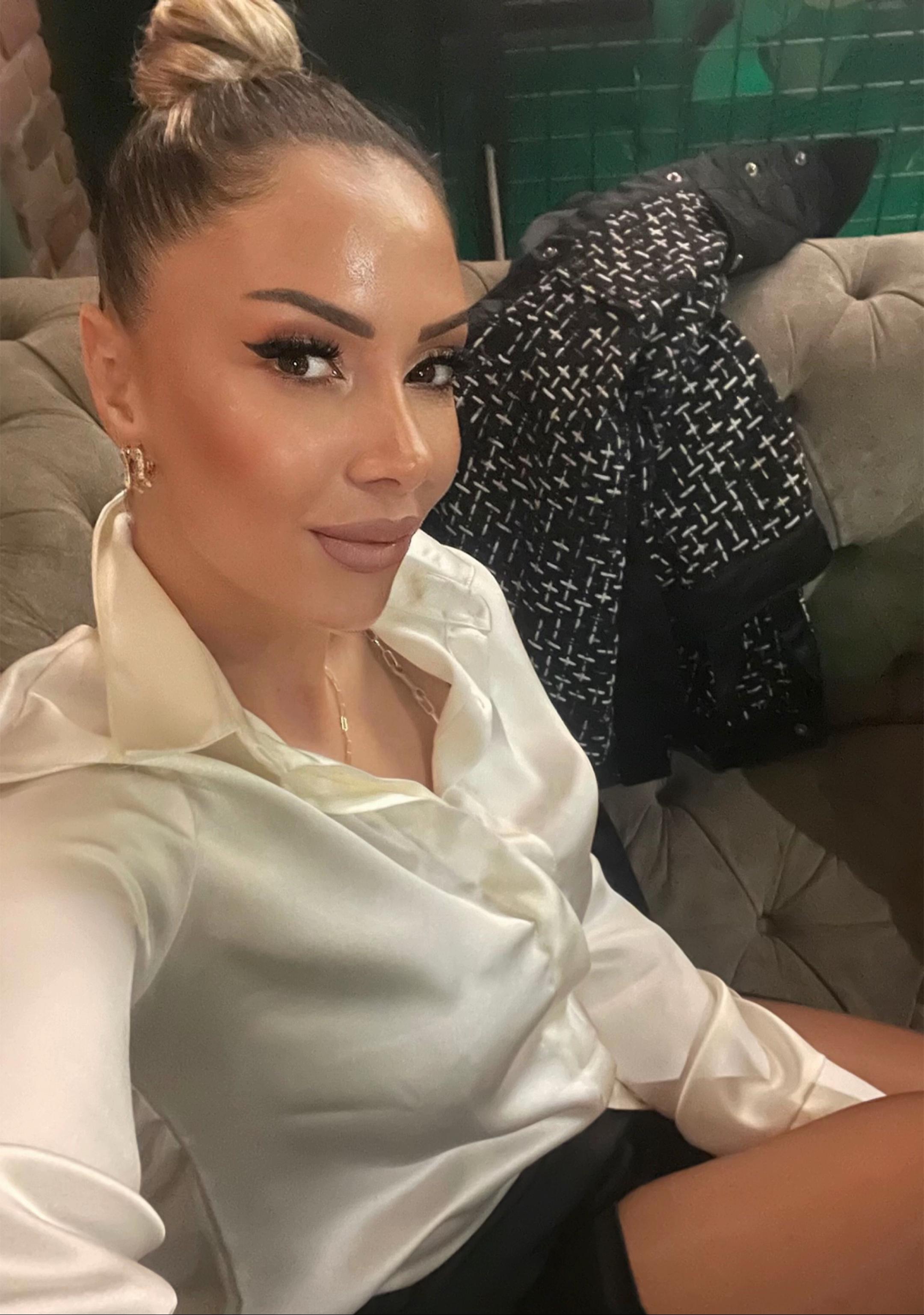 @Esen&ccedil;elikofficial