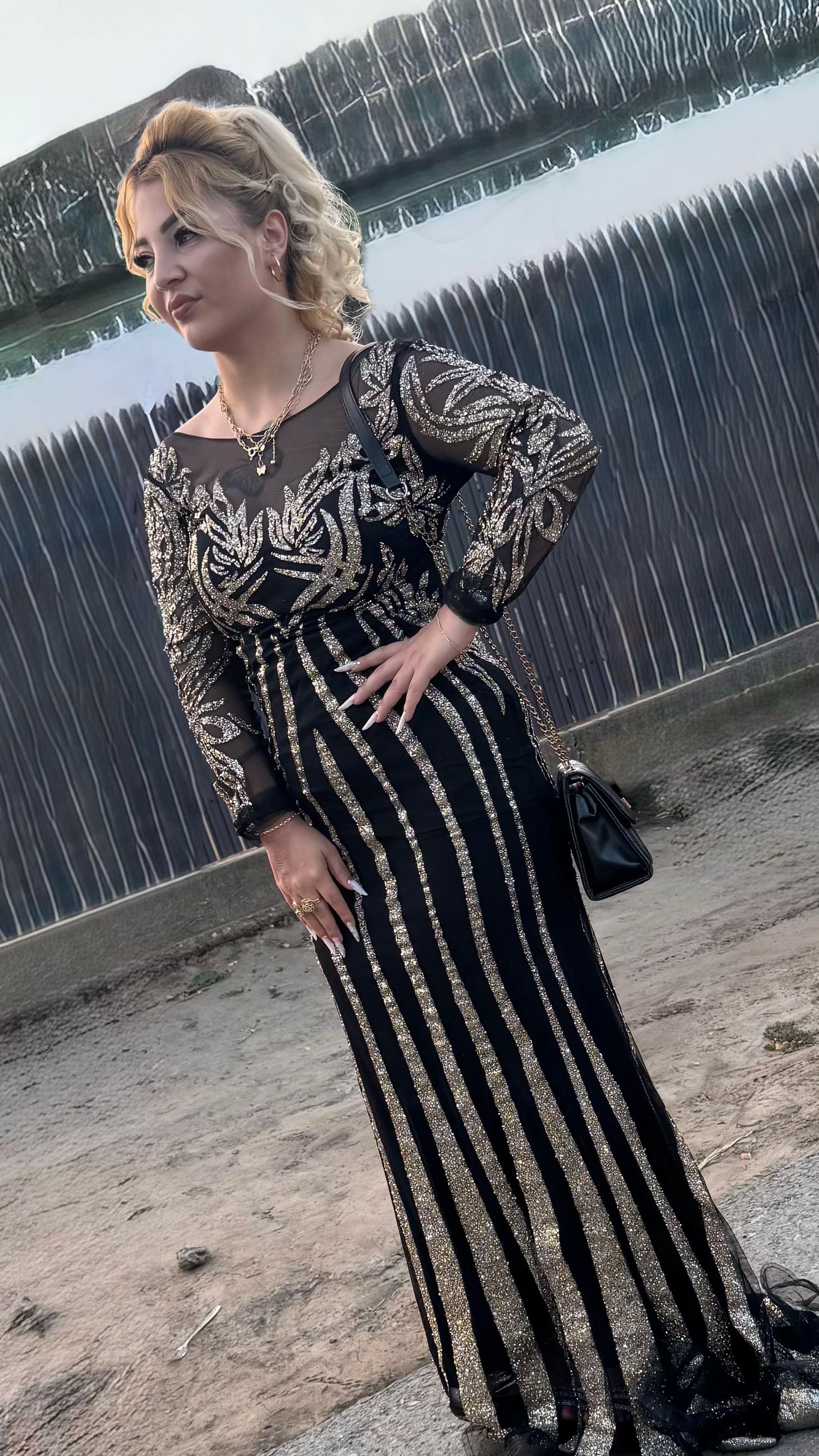 @Ionela blondyna