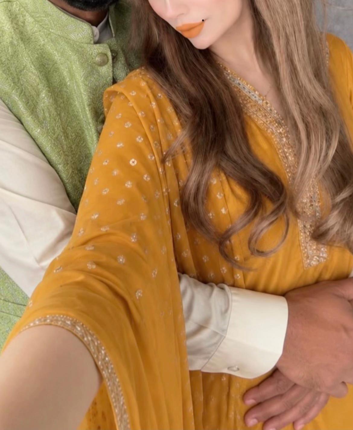 @MAHAM SHEIKH 🌙💍