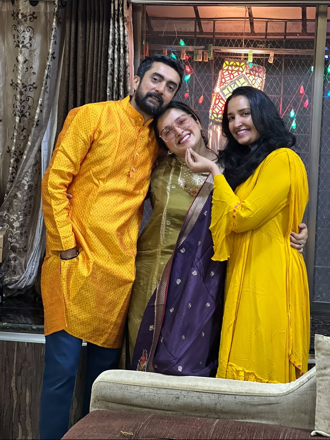 @Bhojpuriyaactors🎼