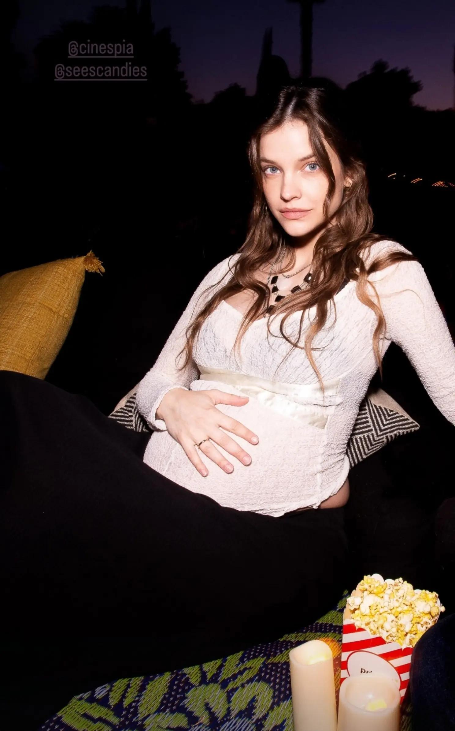 @Barbara Palvin
