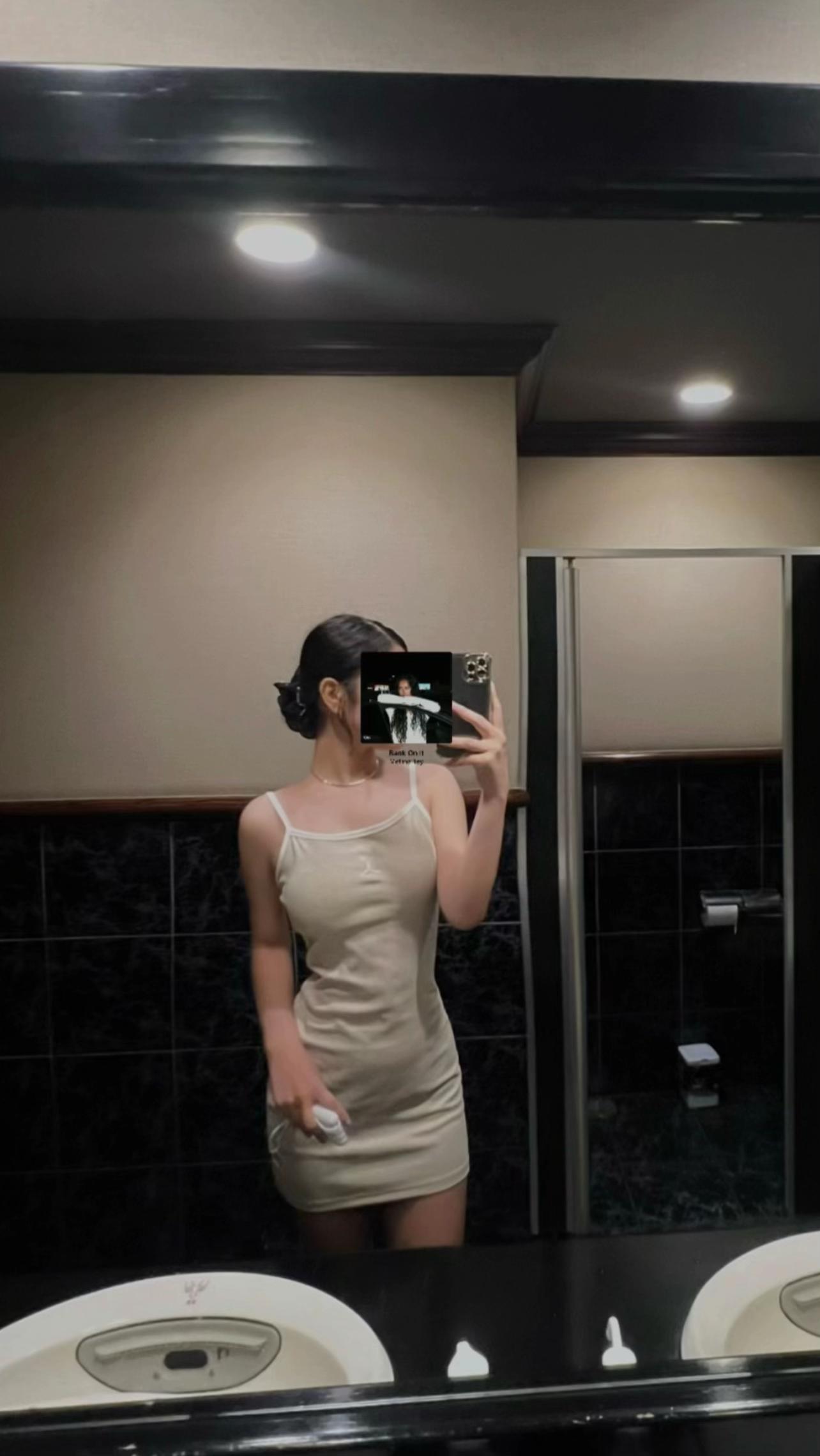 @axxx._0015