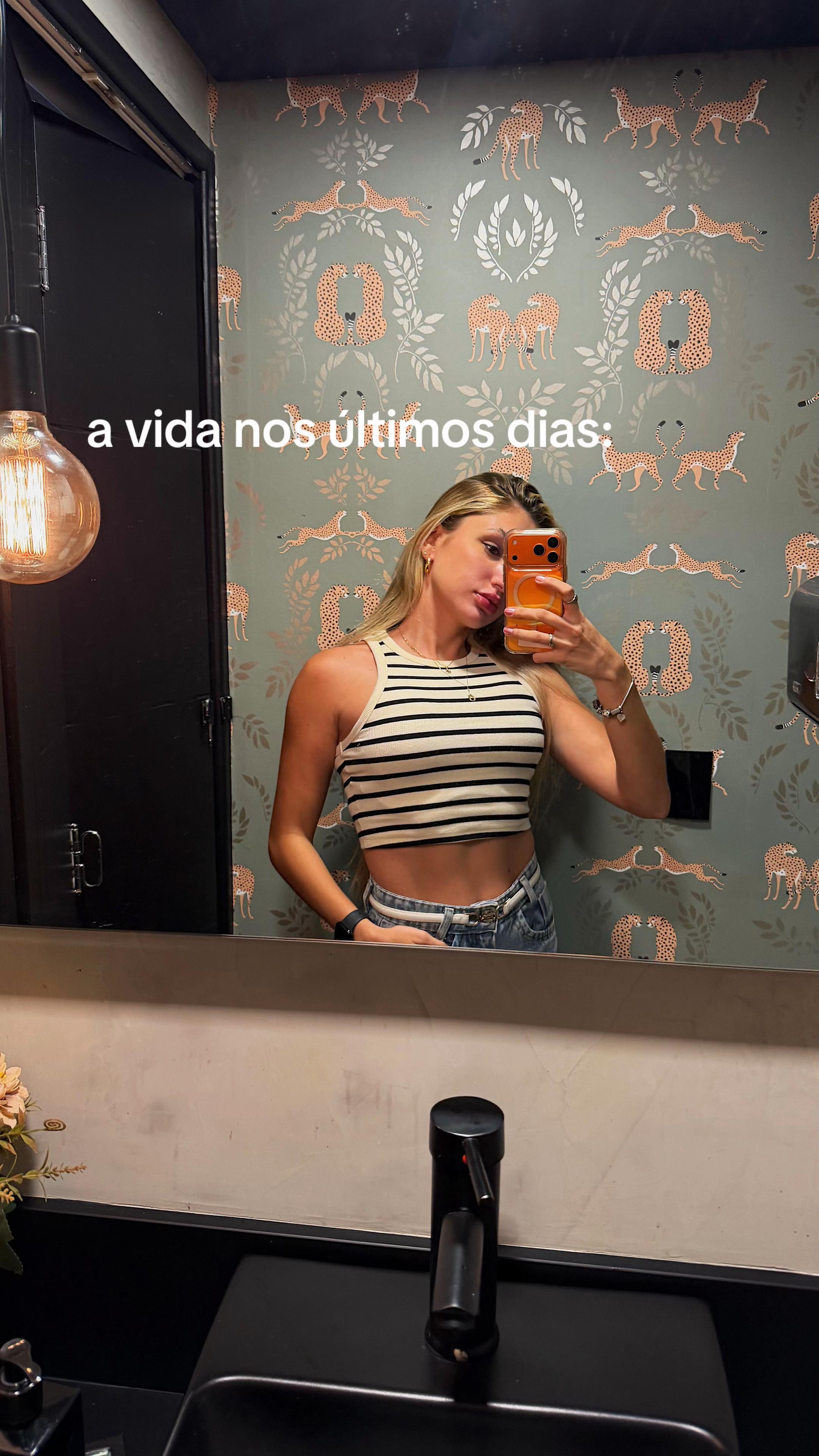 @Gi.Helena