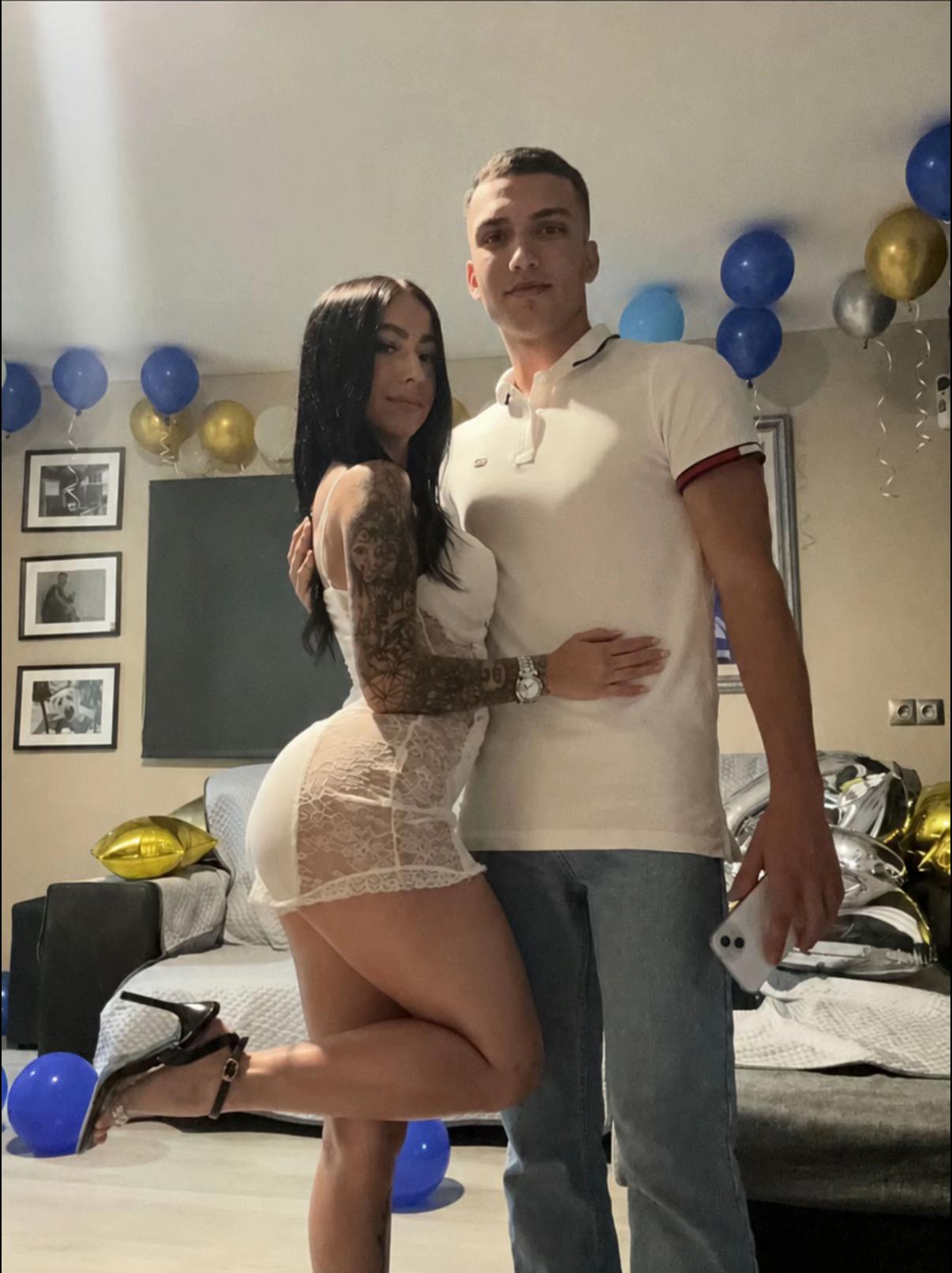 @🧸