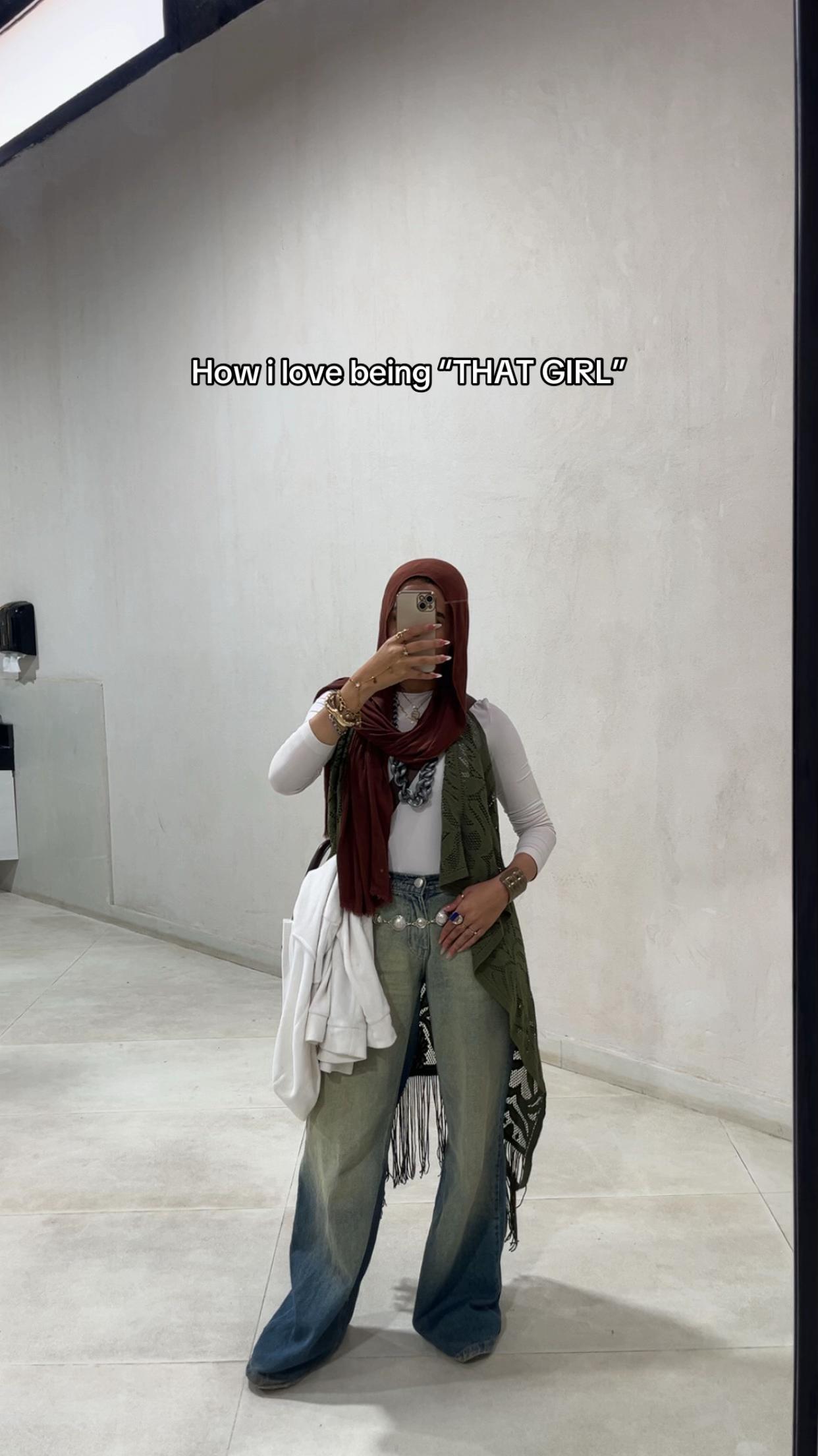@𝓕