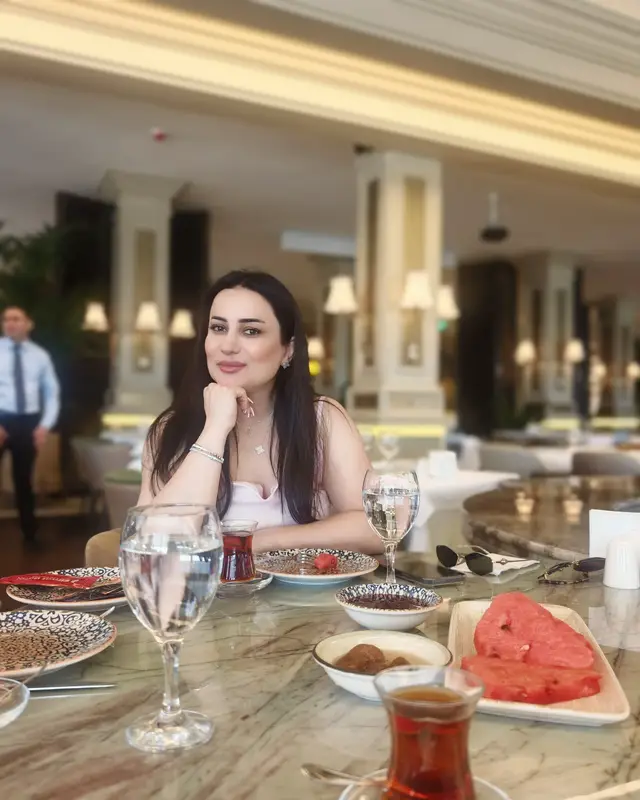 @dr.Ülkər Stomatoloq
