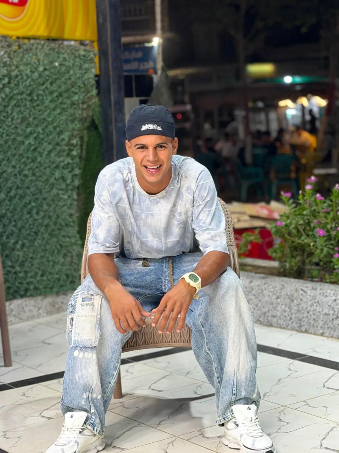 @اوكـــــــــا ابو قلب ابيض 🤍